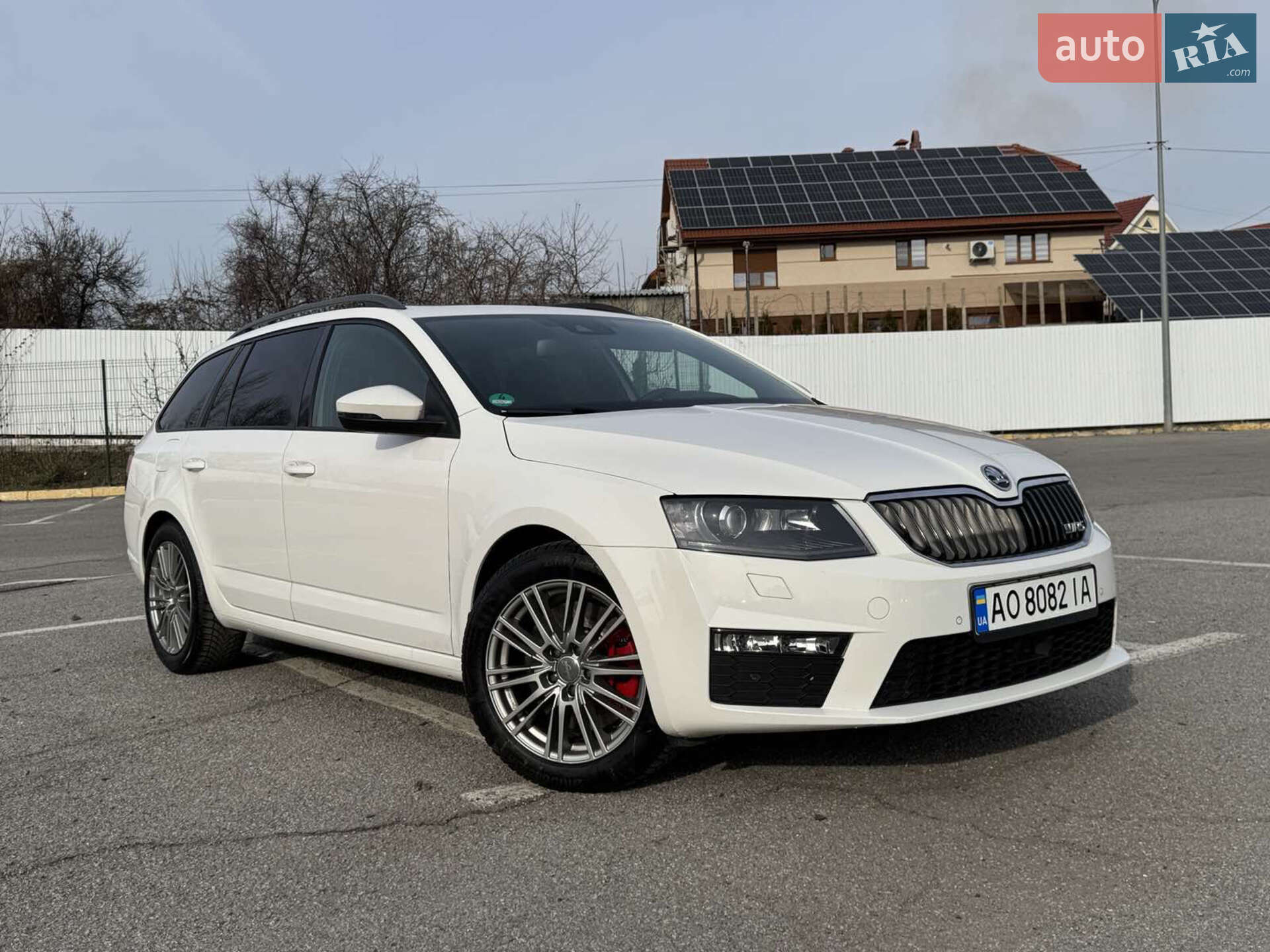 Головне фото звіту автомобіля SKODA OCTAVIA 2014