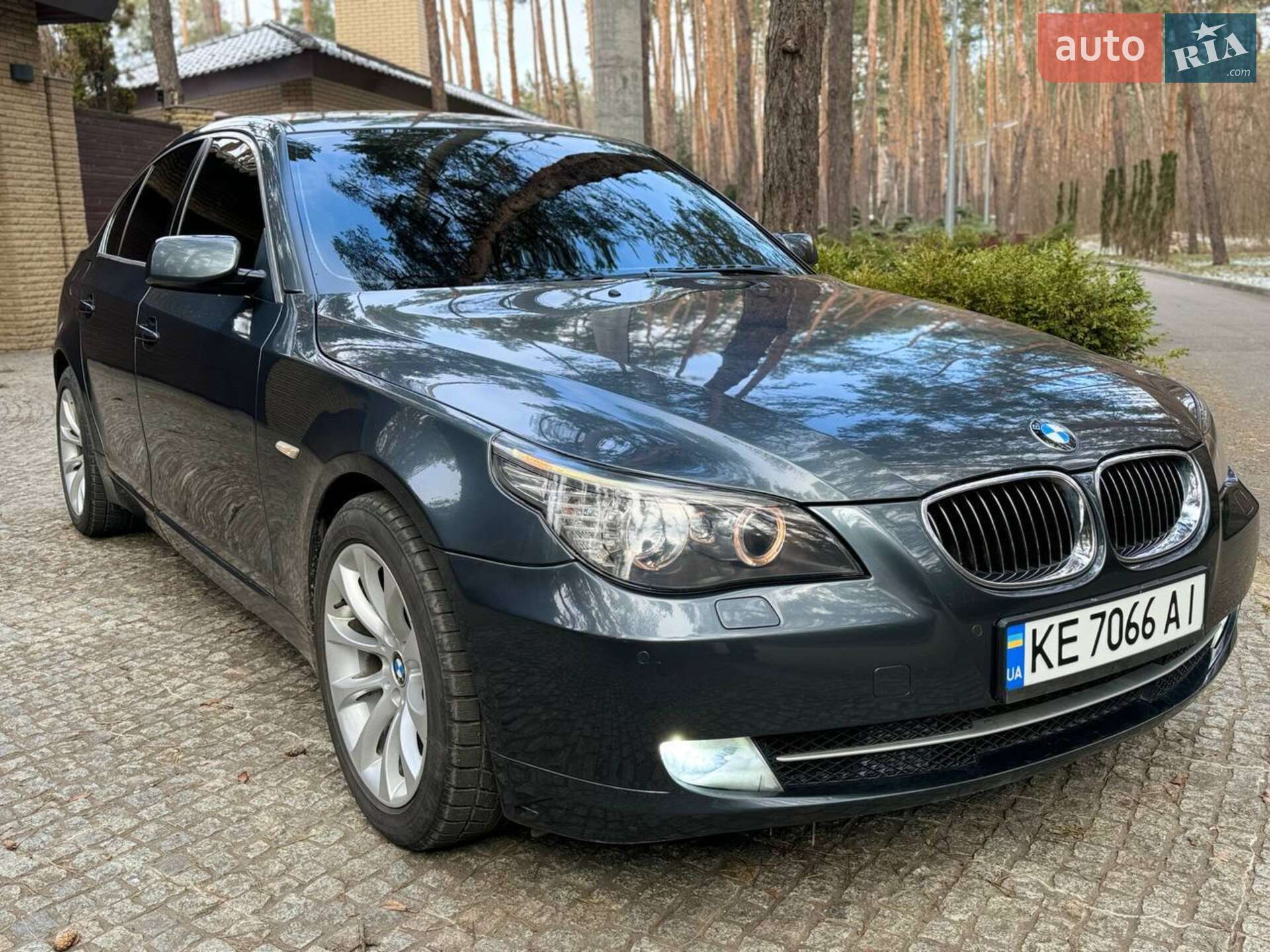 BMW 530XI 2008