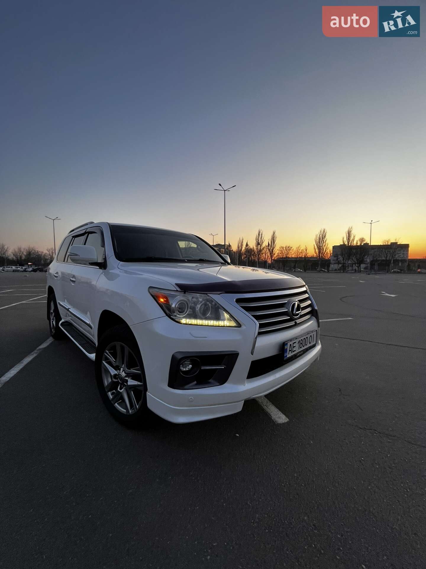 LEXUS LX 570 2012