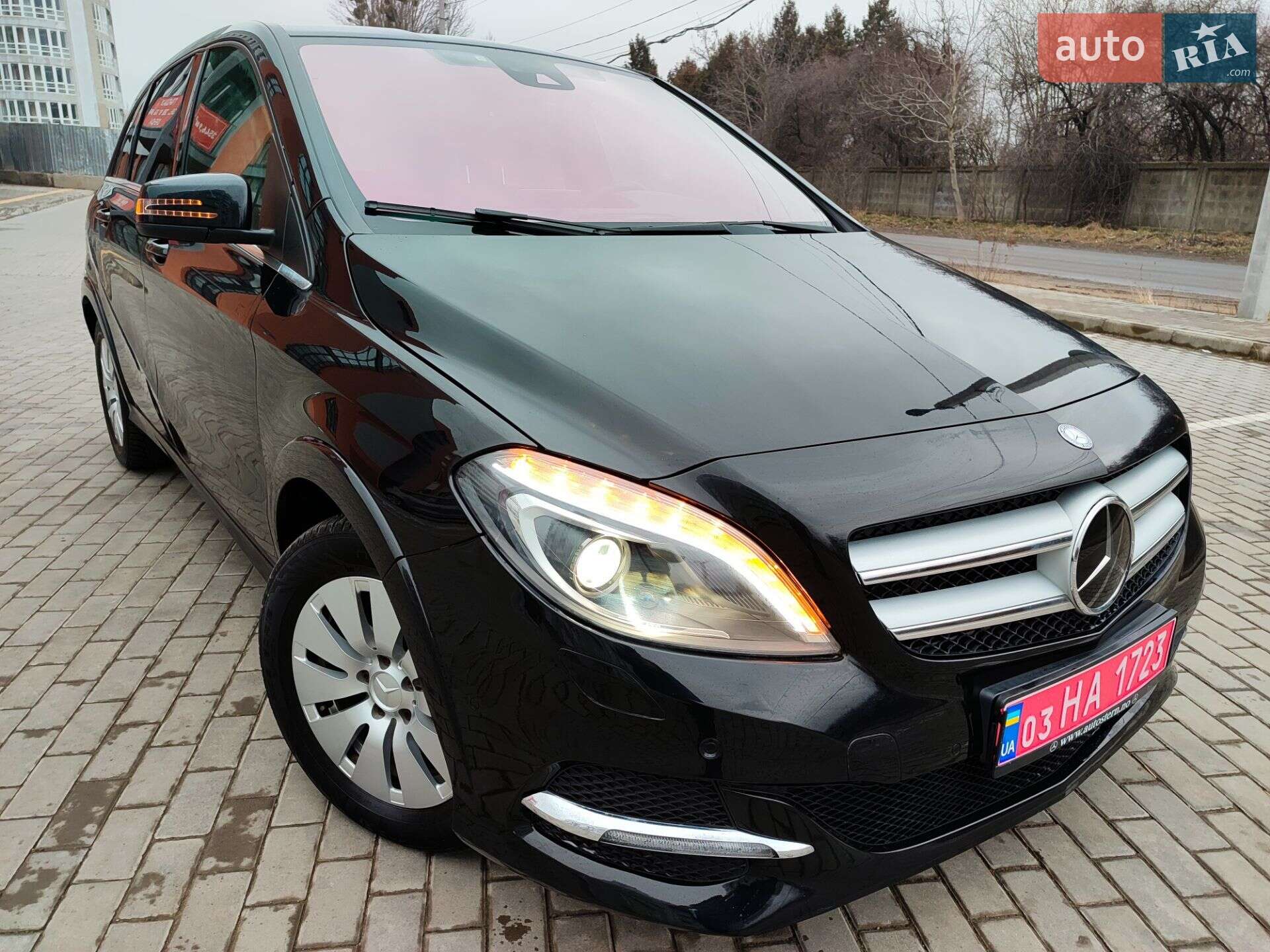 Mercedes-Benz B-Class 2015