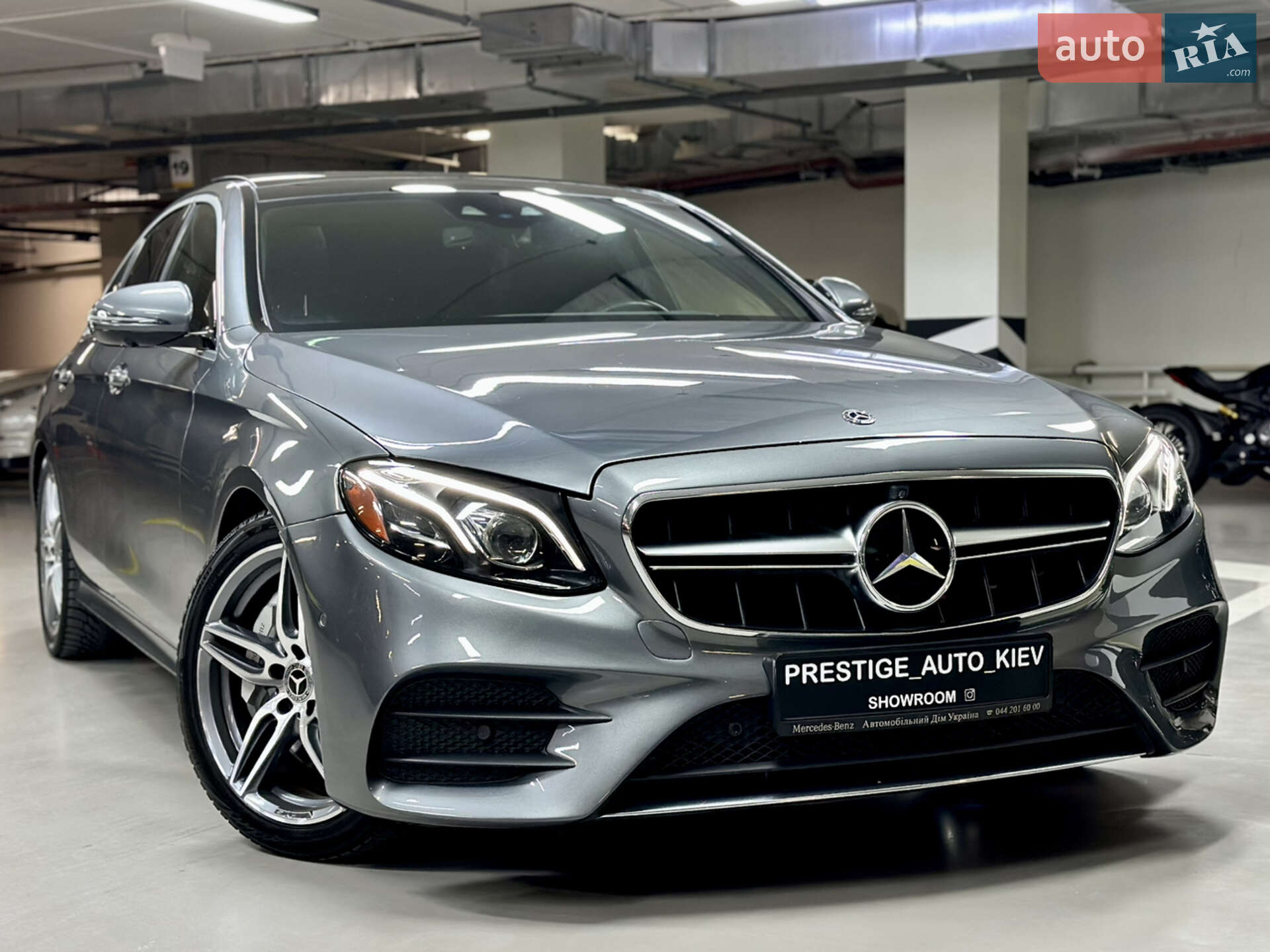MERCEDES-BENZ E 300 2018