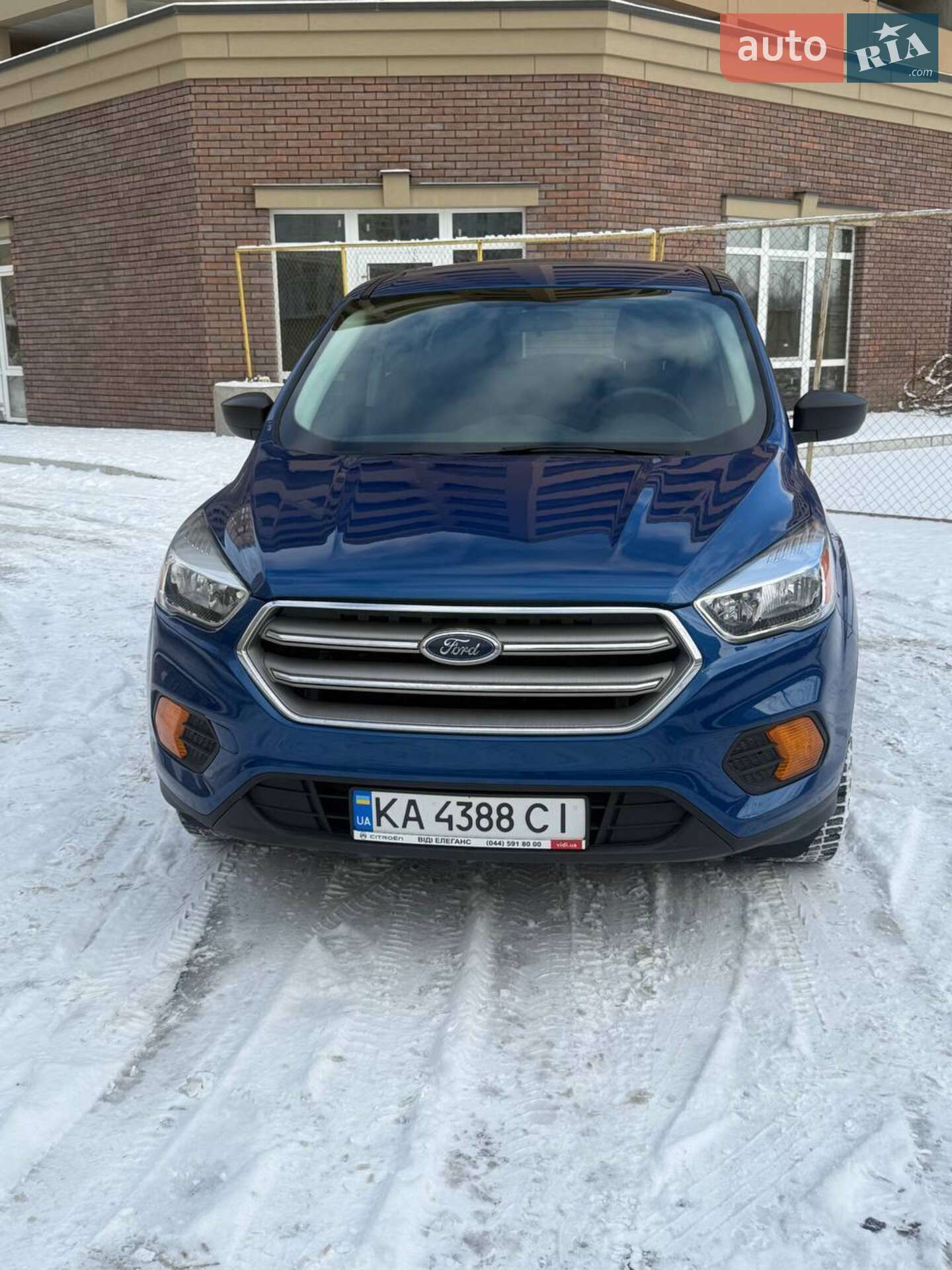 Головне фото звіту автомобіля FORD ESCAPE 2017