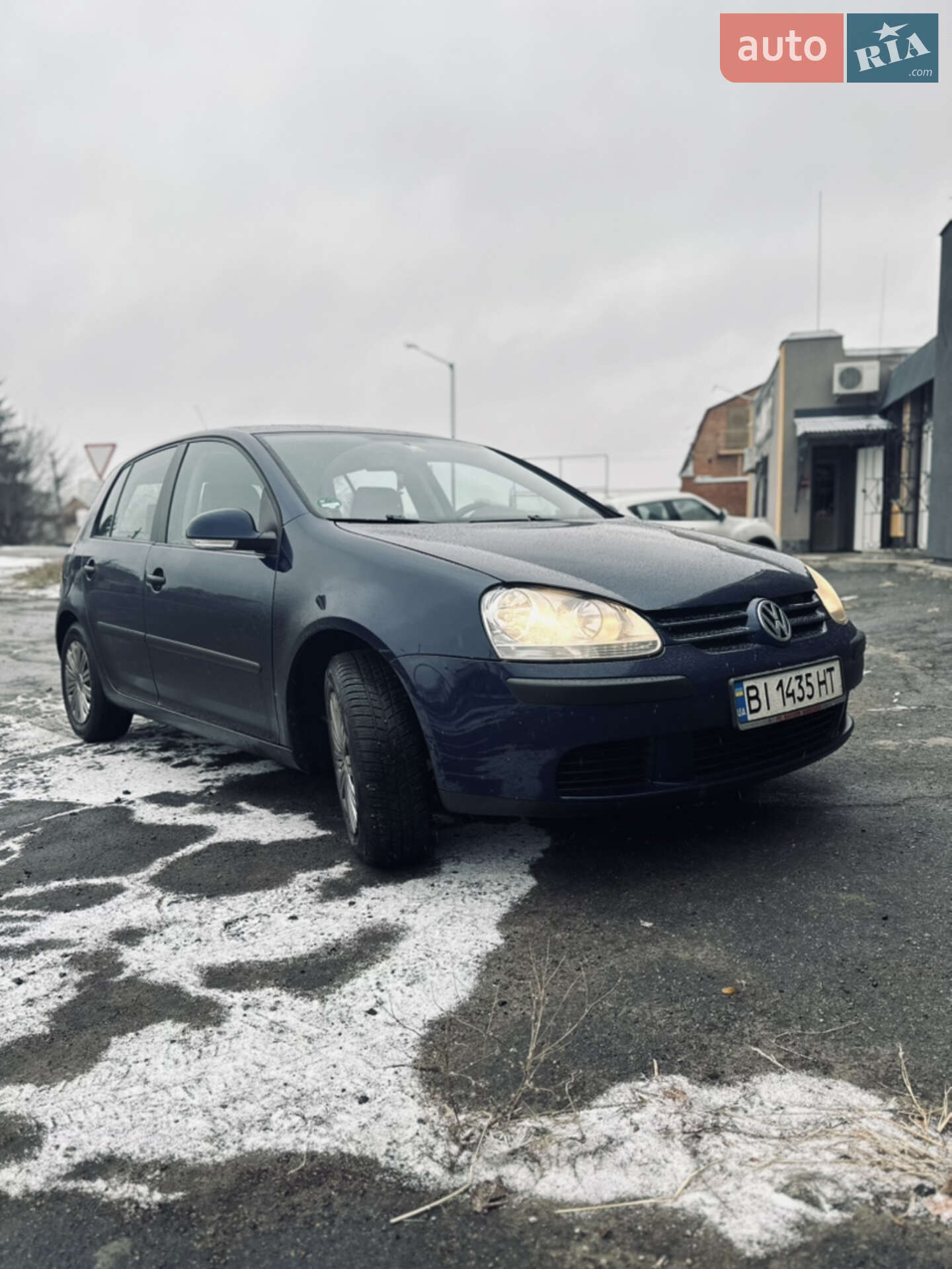 VOLKSWAGEN GOLF 2005