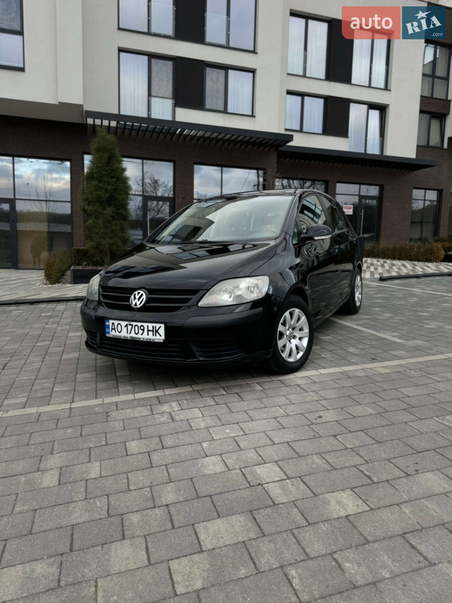VOLKSWAGEN GOLF 2005