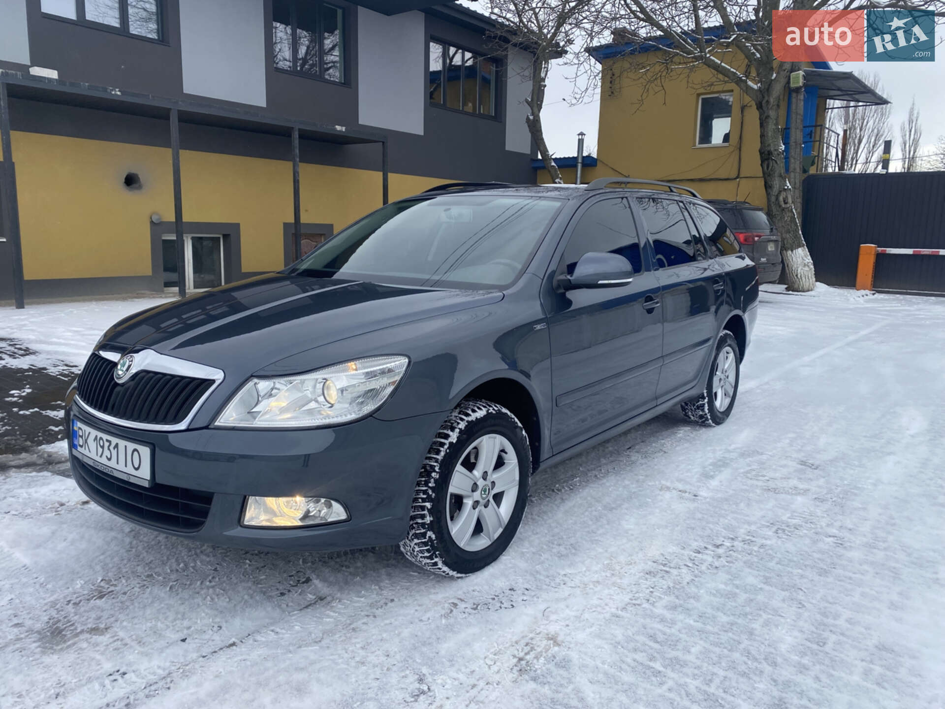 Головне фото звіту автомобіля SKODA OCTAVIA 2012