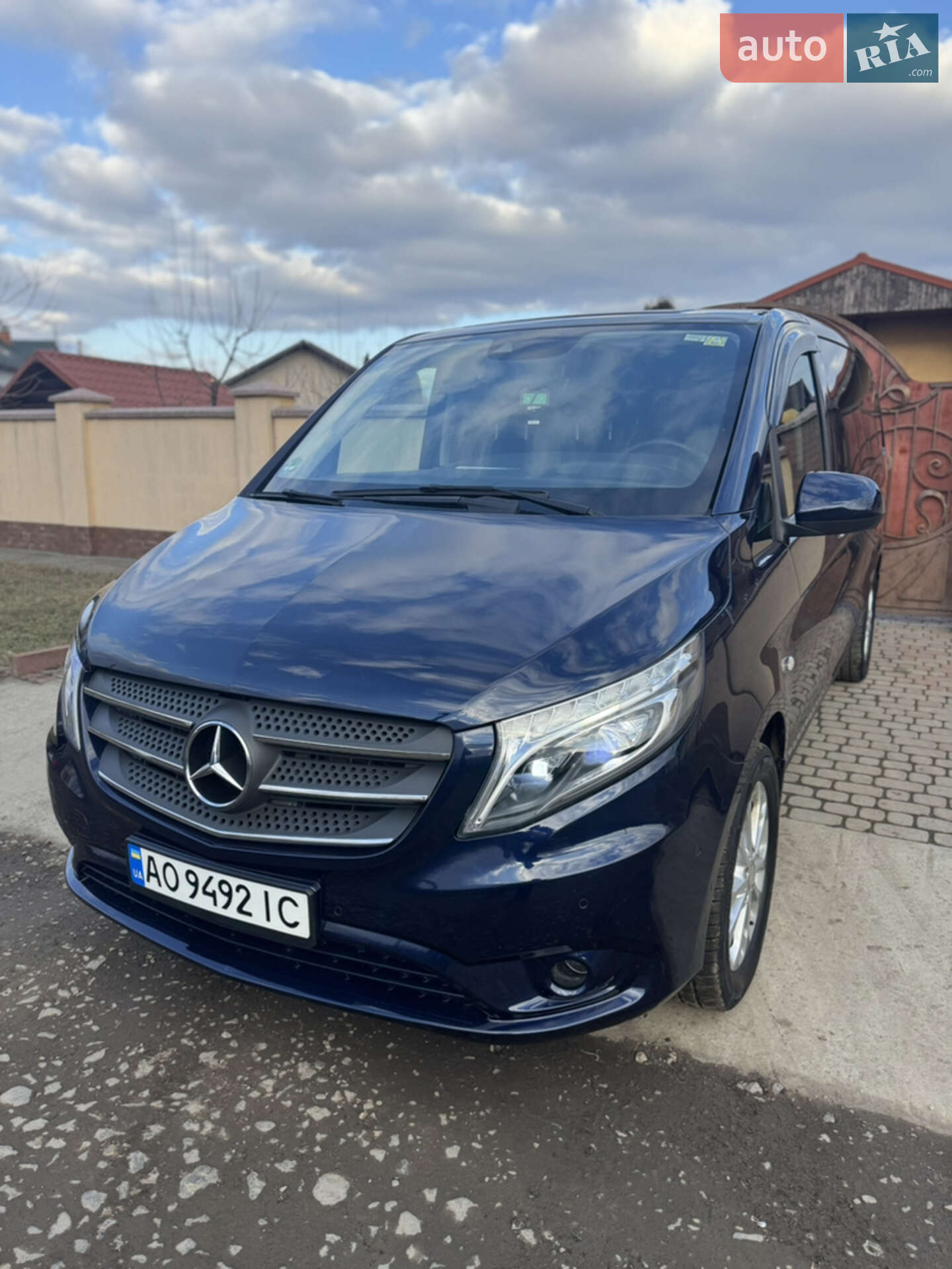 MERCEDES-BENZ VITO TOURER 2016