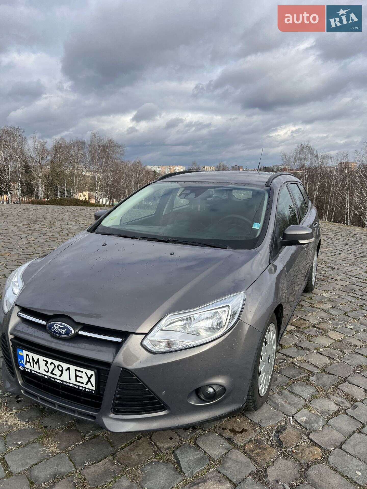 Головне фото звіту автомобіля FORD FOCUS 2013