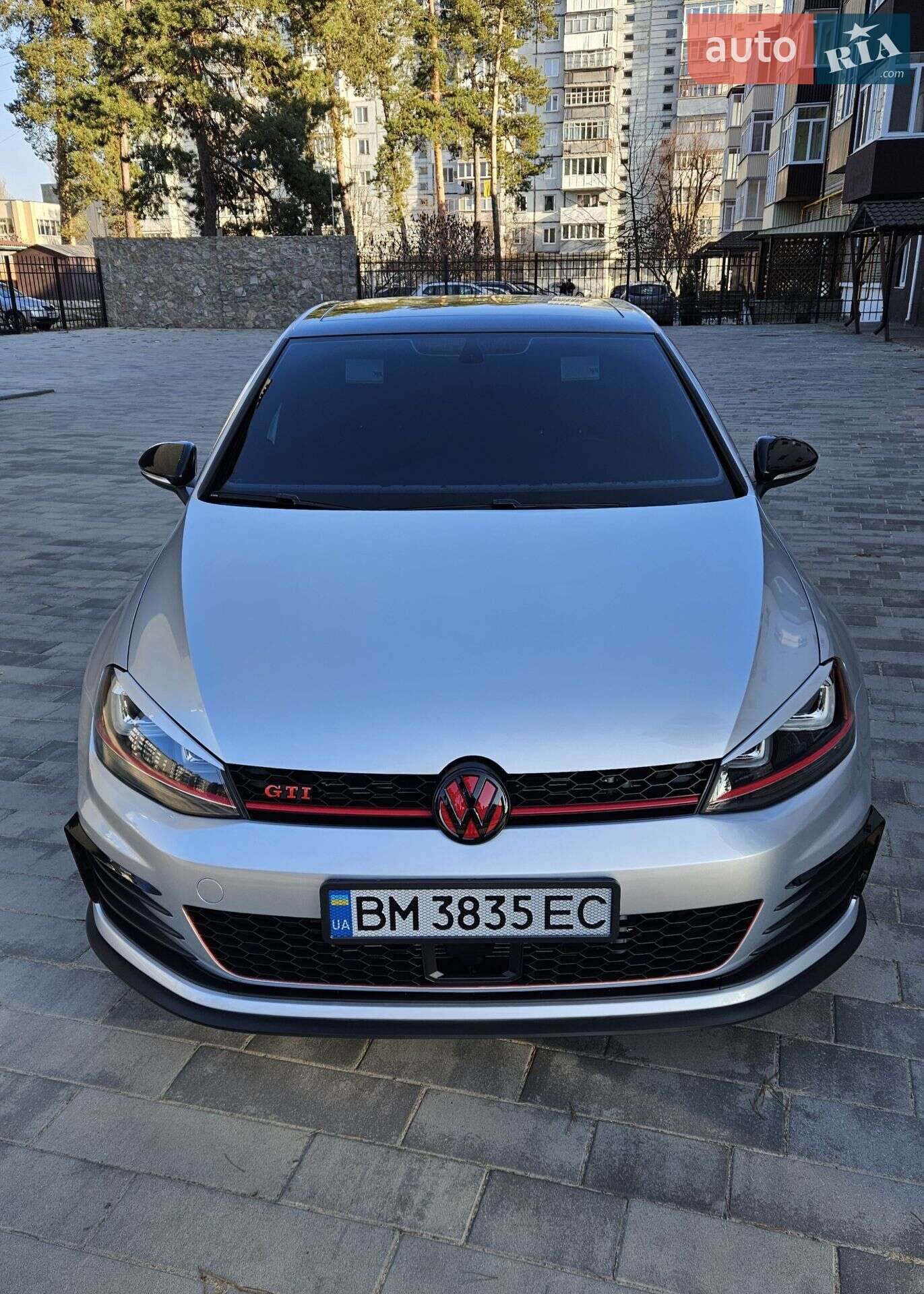 VOLKSWAGEN GOLF GTI 2016
