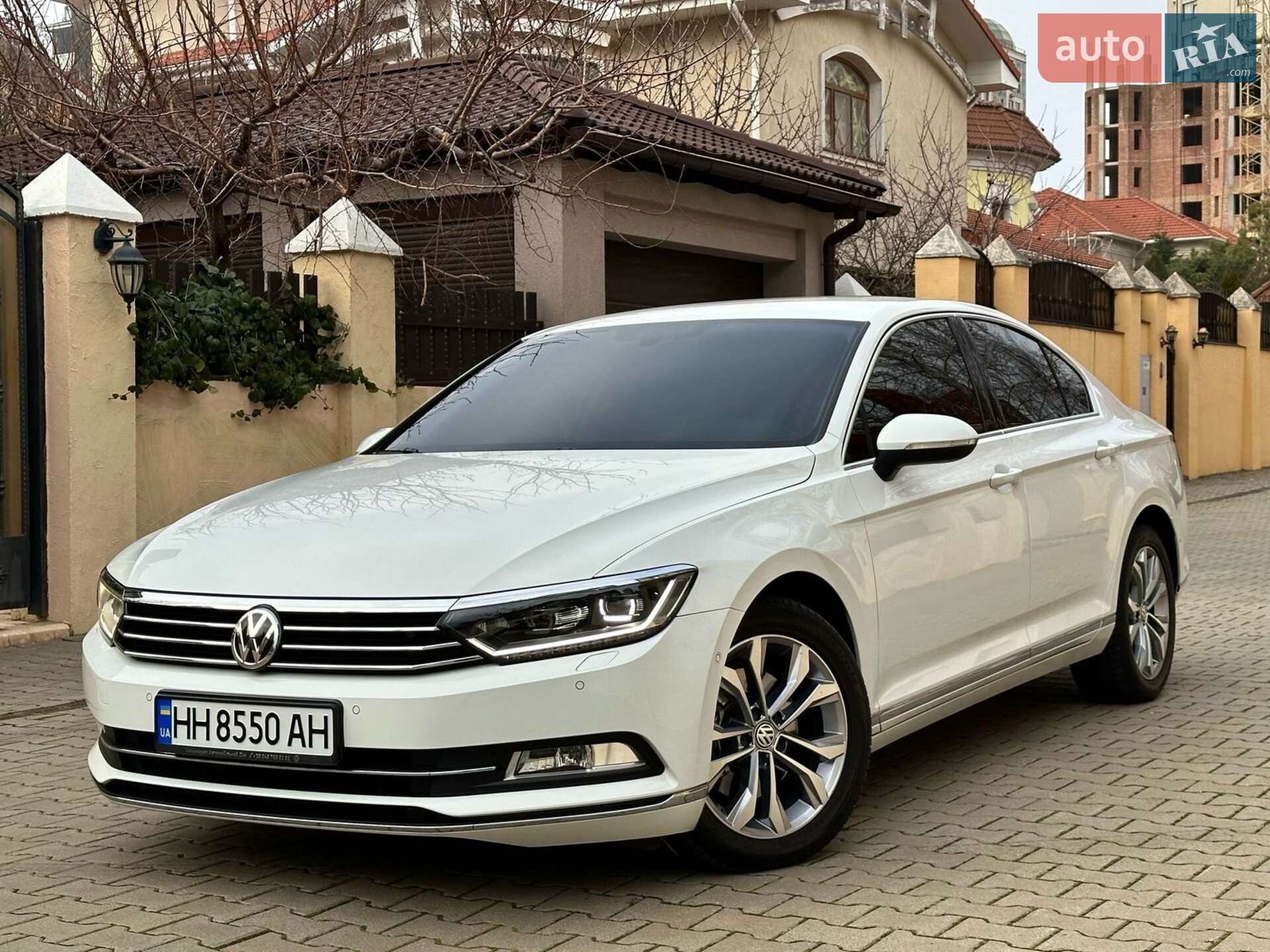 VOLKSWAGEN PASSAT 2015