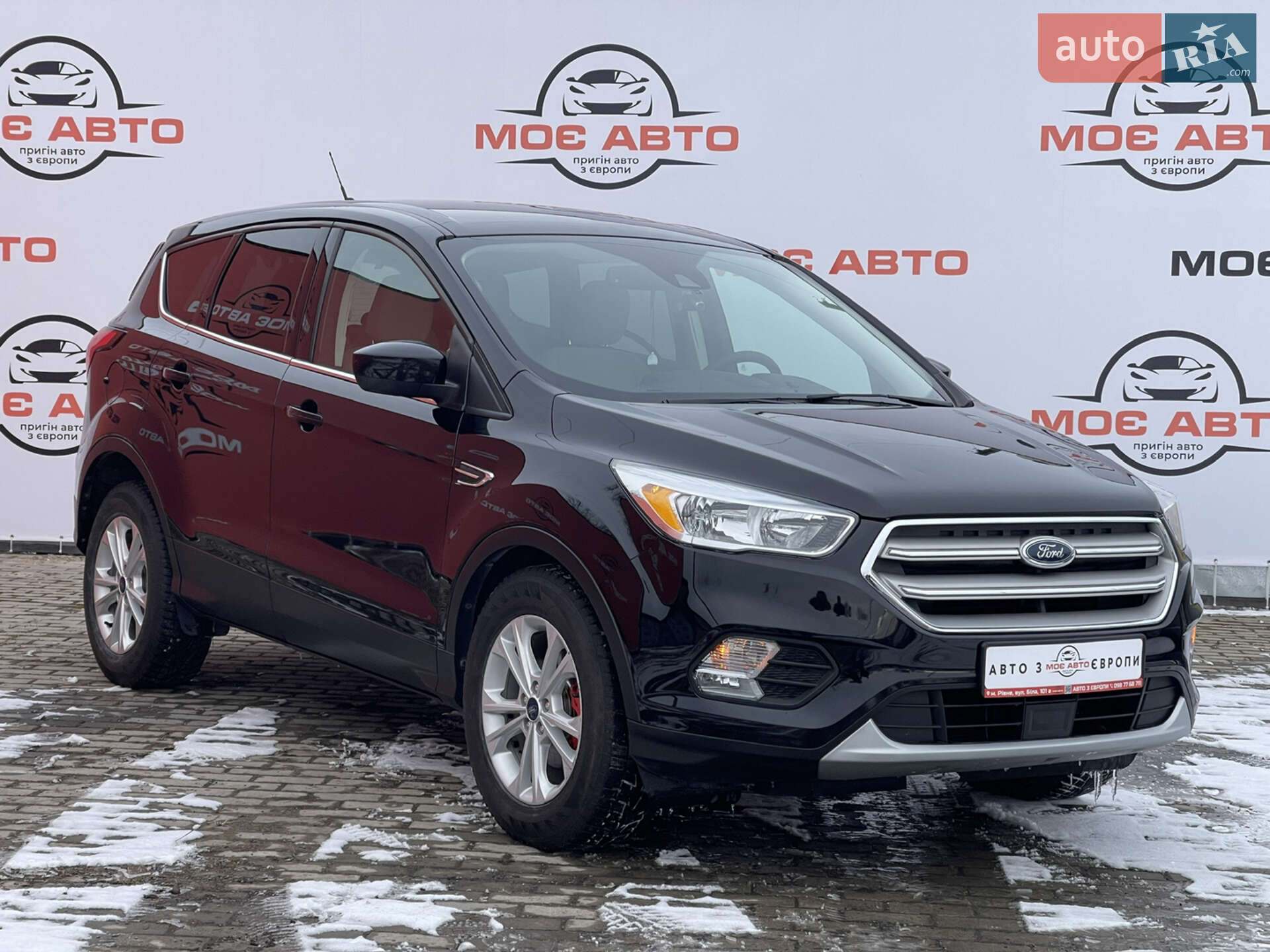 Головне фото звіту автомобіля FORD ESCAPE 2019
