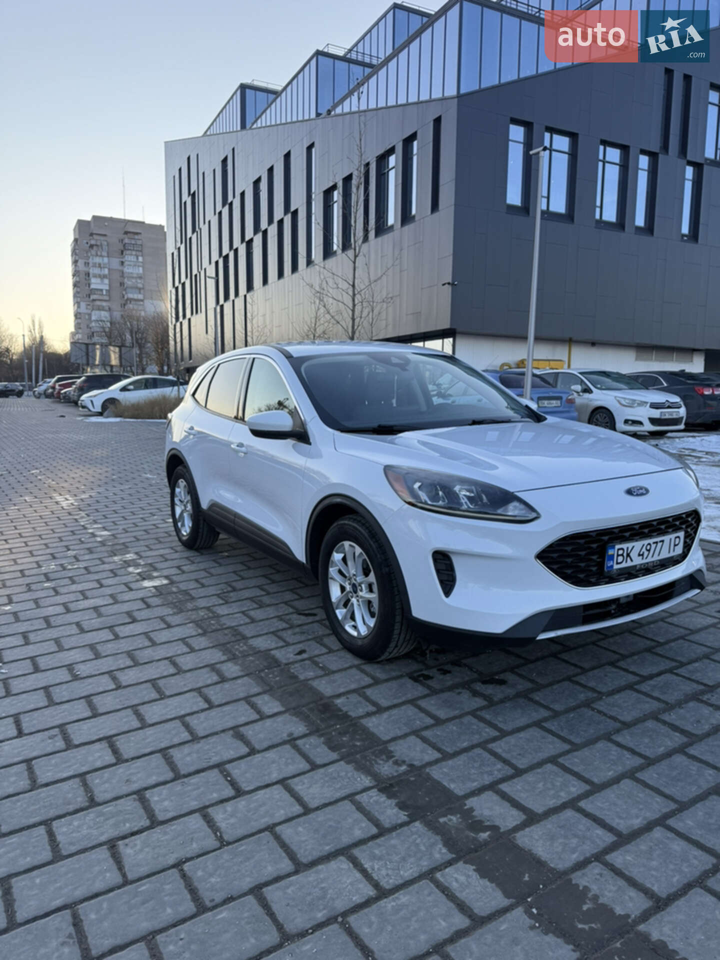 Головне фото звіту автомобіля FORD ESCAPE 2019