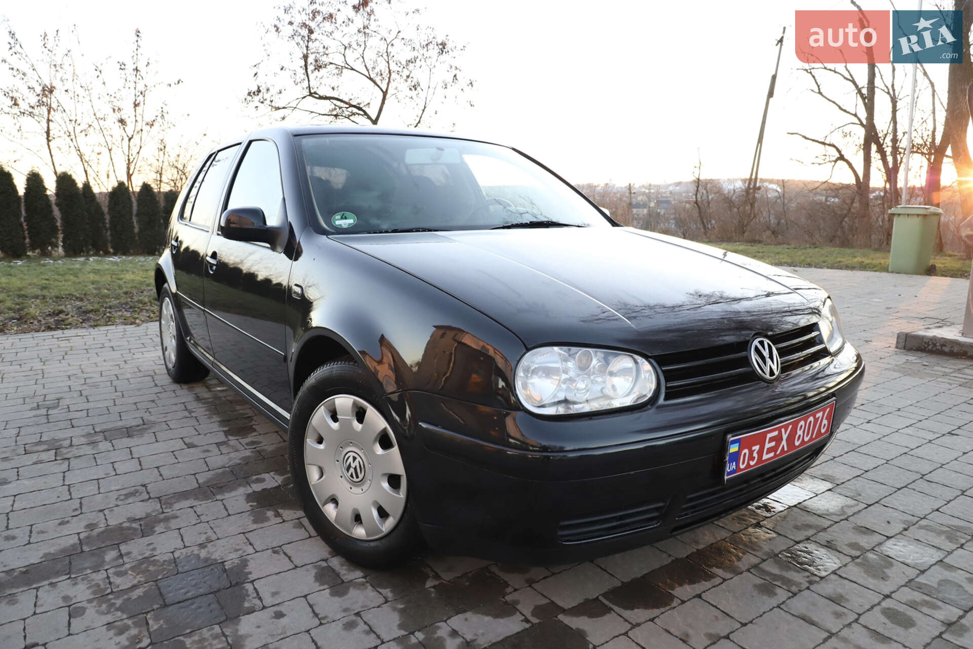 VOLKSWAGEN GOLF 1998