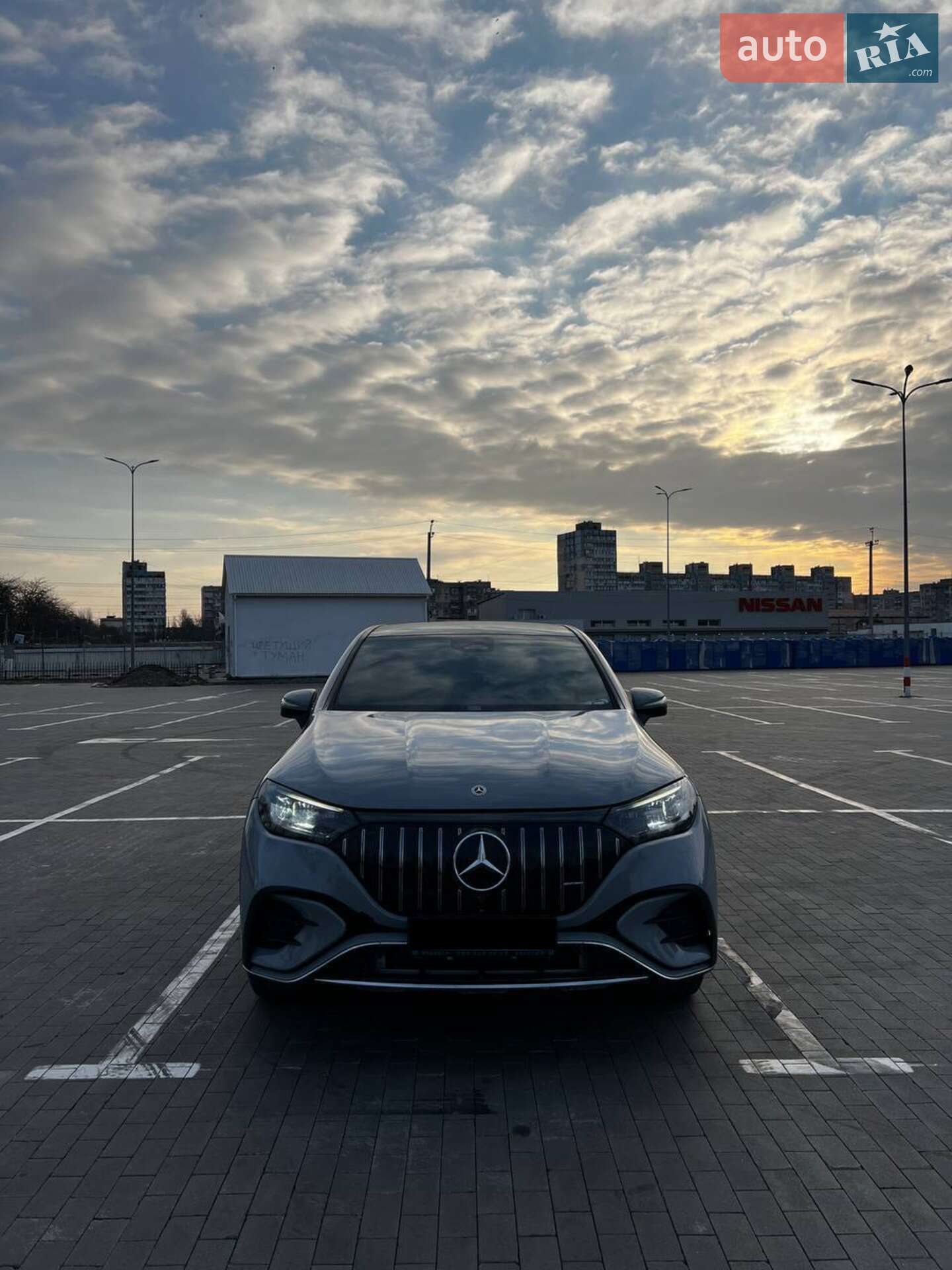 MERCEDES-BENZ EQE 350 2023
