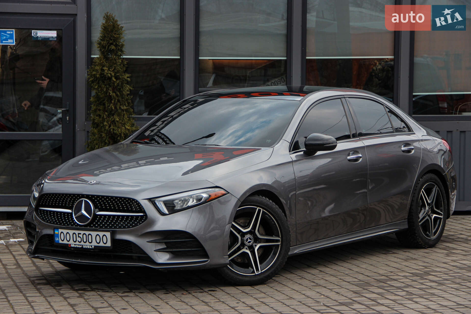 MERCEDES-BENZ A 220 2019