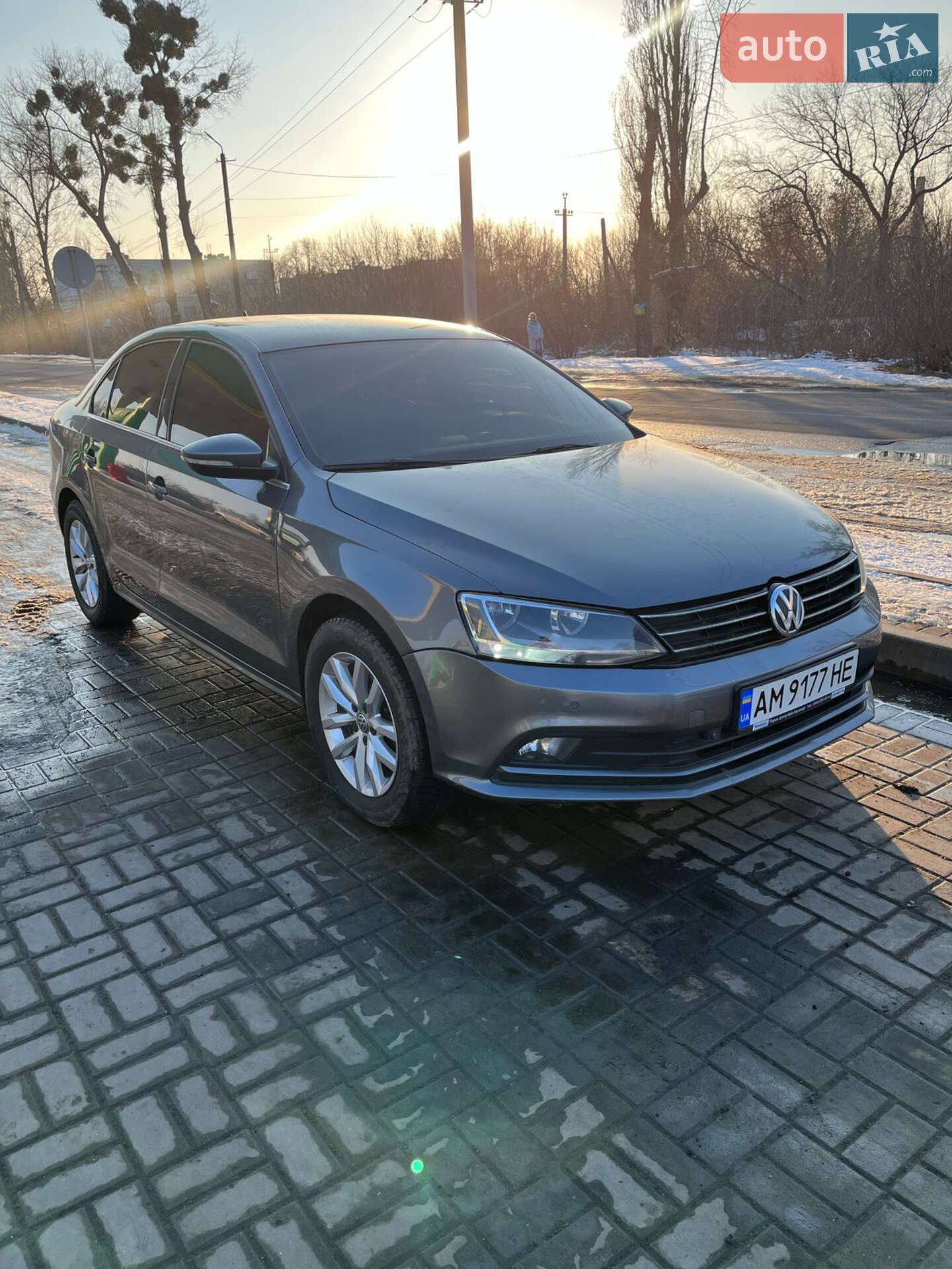 VOLKSWAGEN JETTA 2016