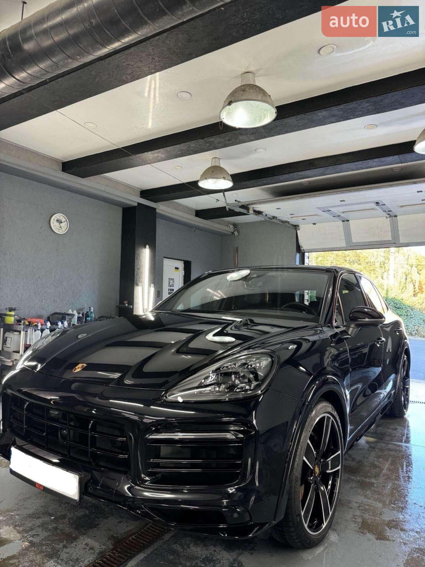 PORSCHE CAYENNE 2021