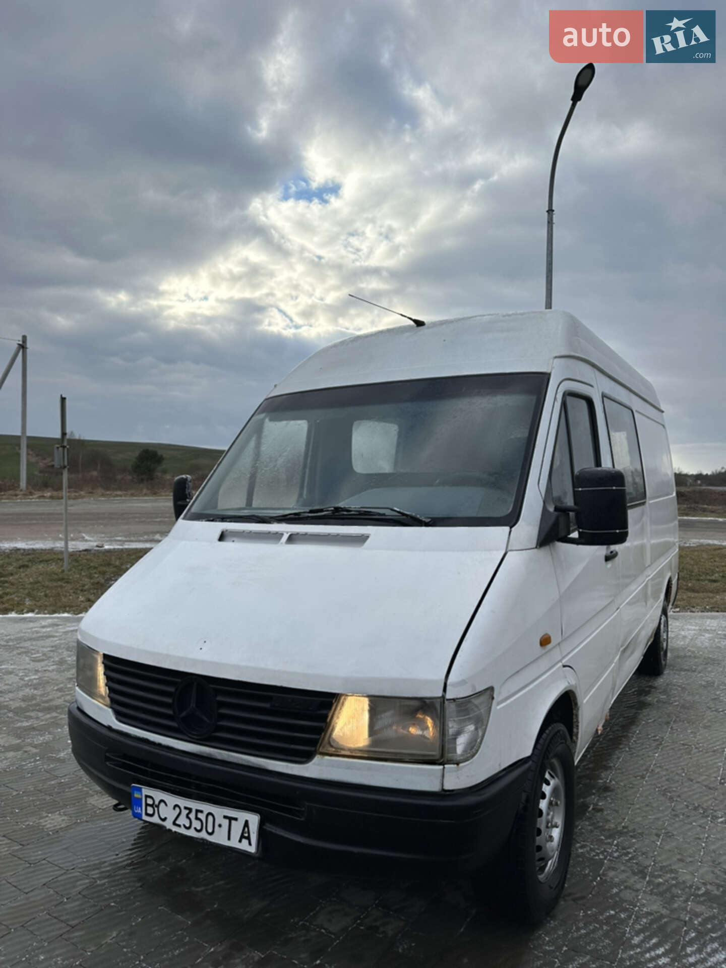 MERCEDES-BENZ 312 D 1996