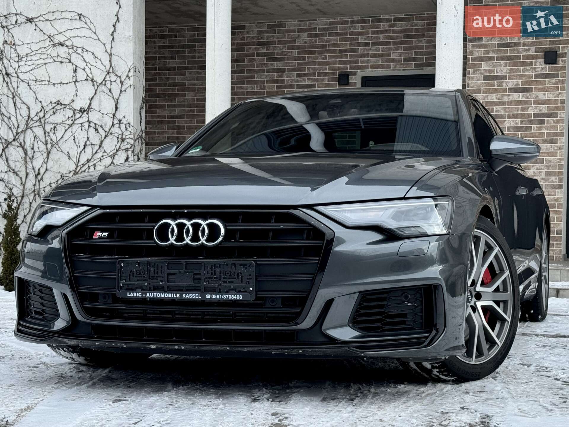AUDI S6 2020