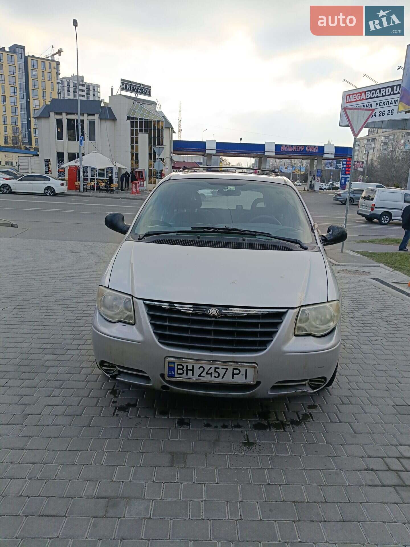 CHRYSLER VOYAGER 2004