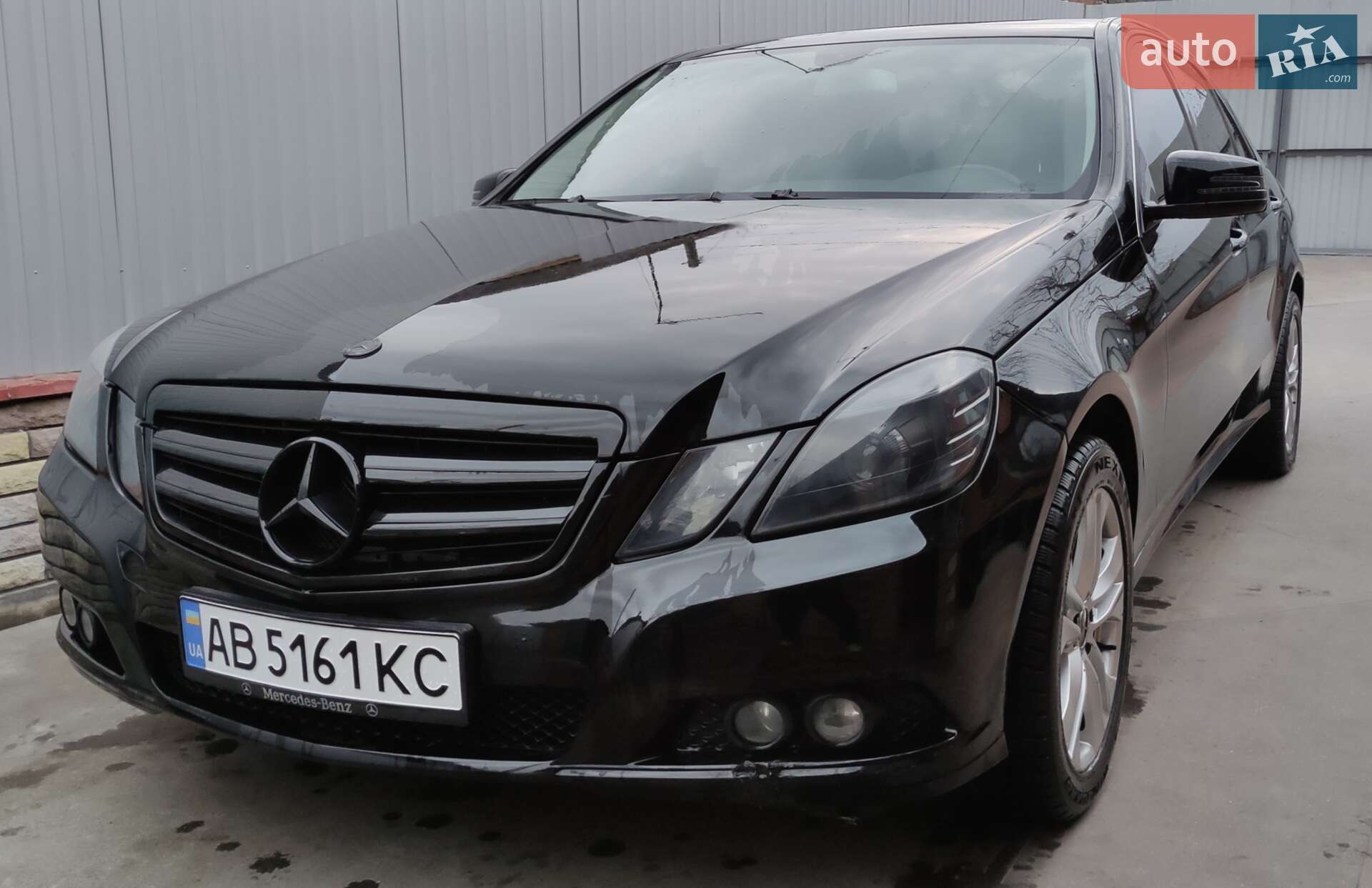 MERCEDES-BENZ E 200 2010