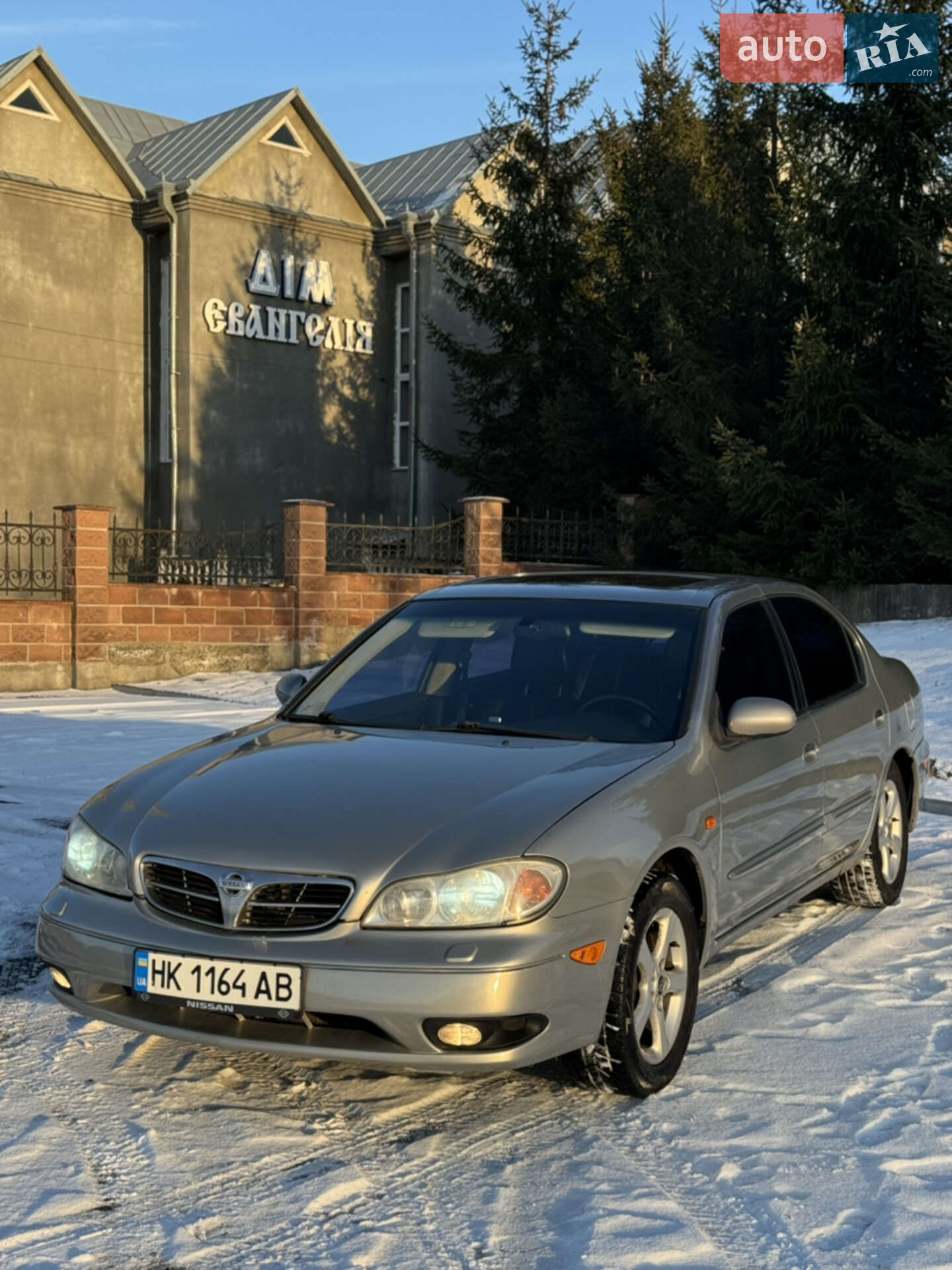 NISSAN MAXIMA 2002