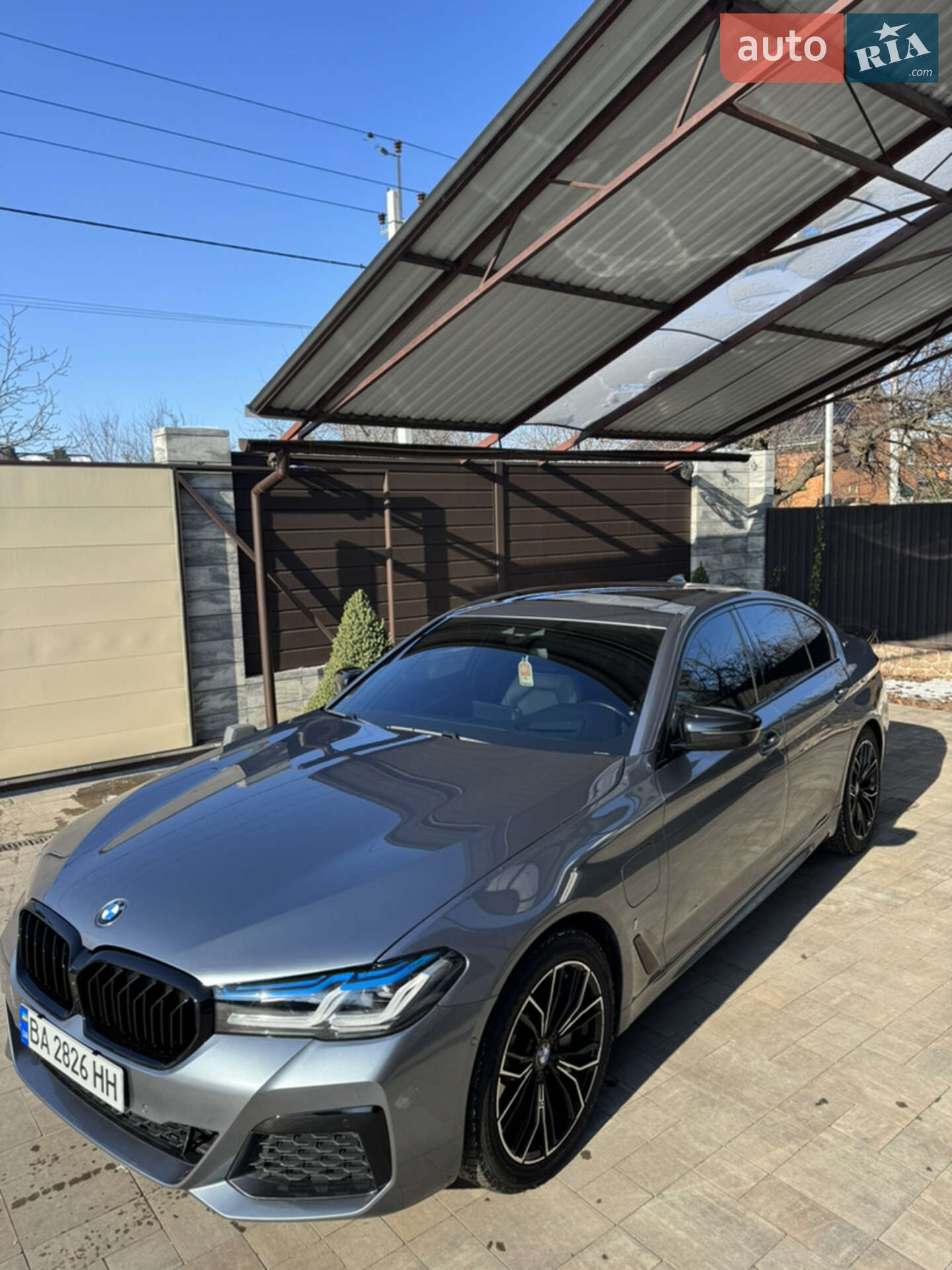Головне фото звіту автомобіля BMW 530E 2018