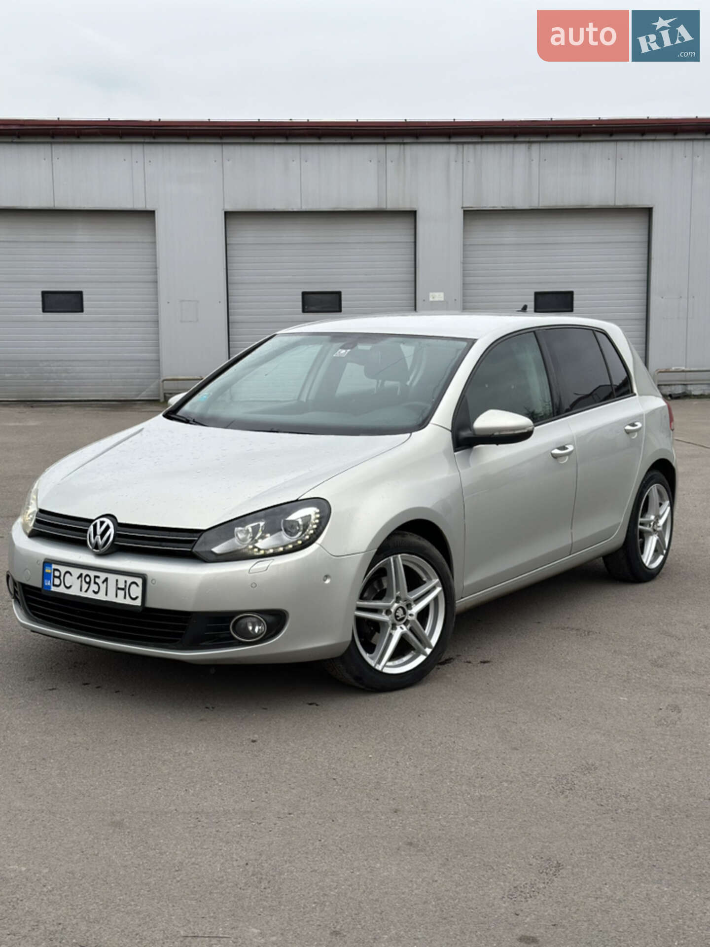 VOLKSWAGEN GOLF 2011