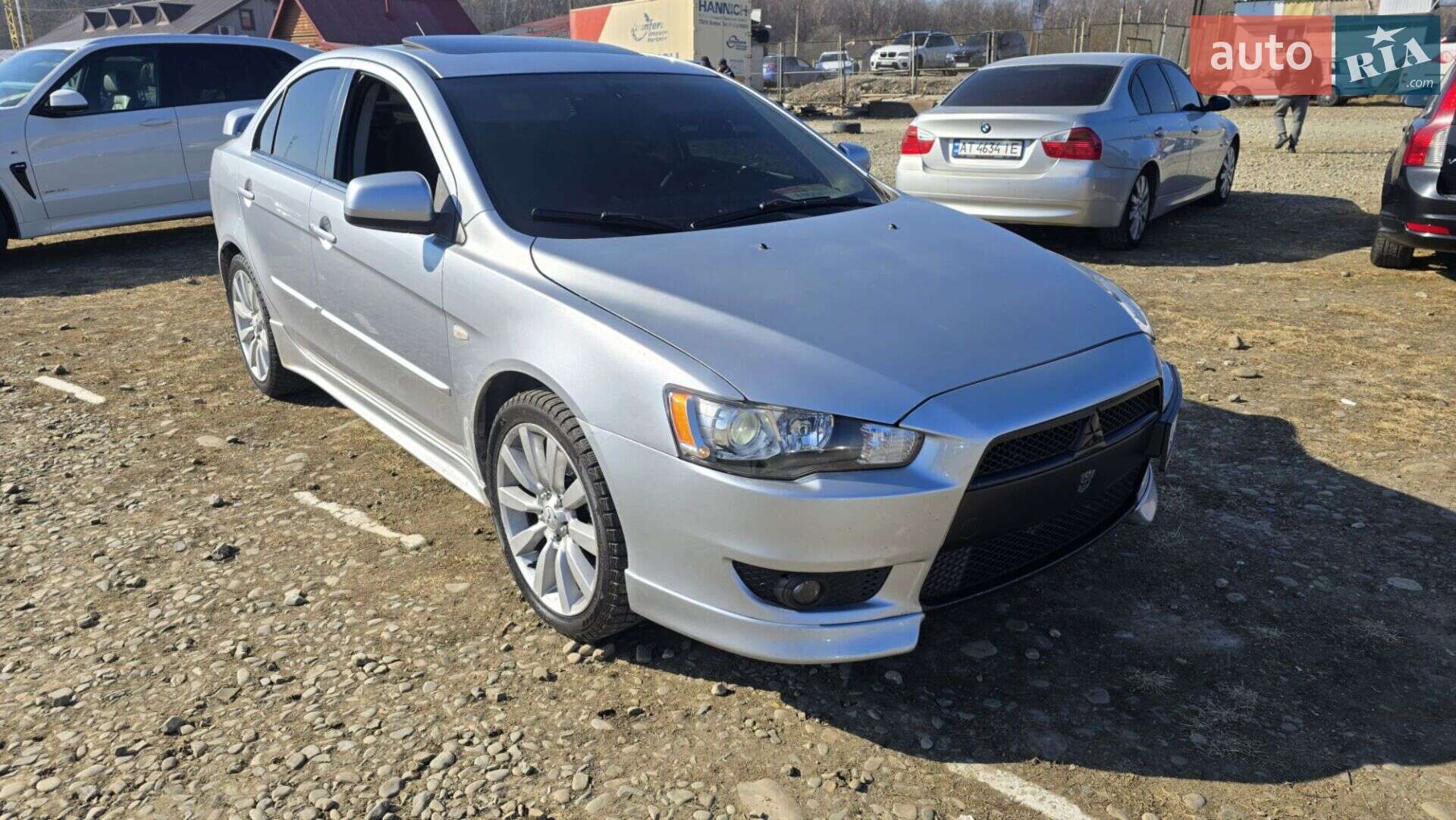 MITSUBISHI LANCER