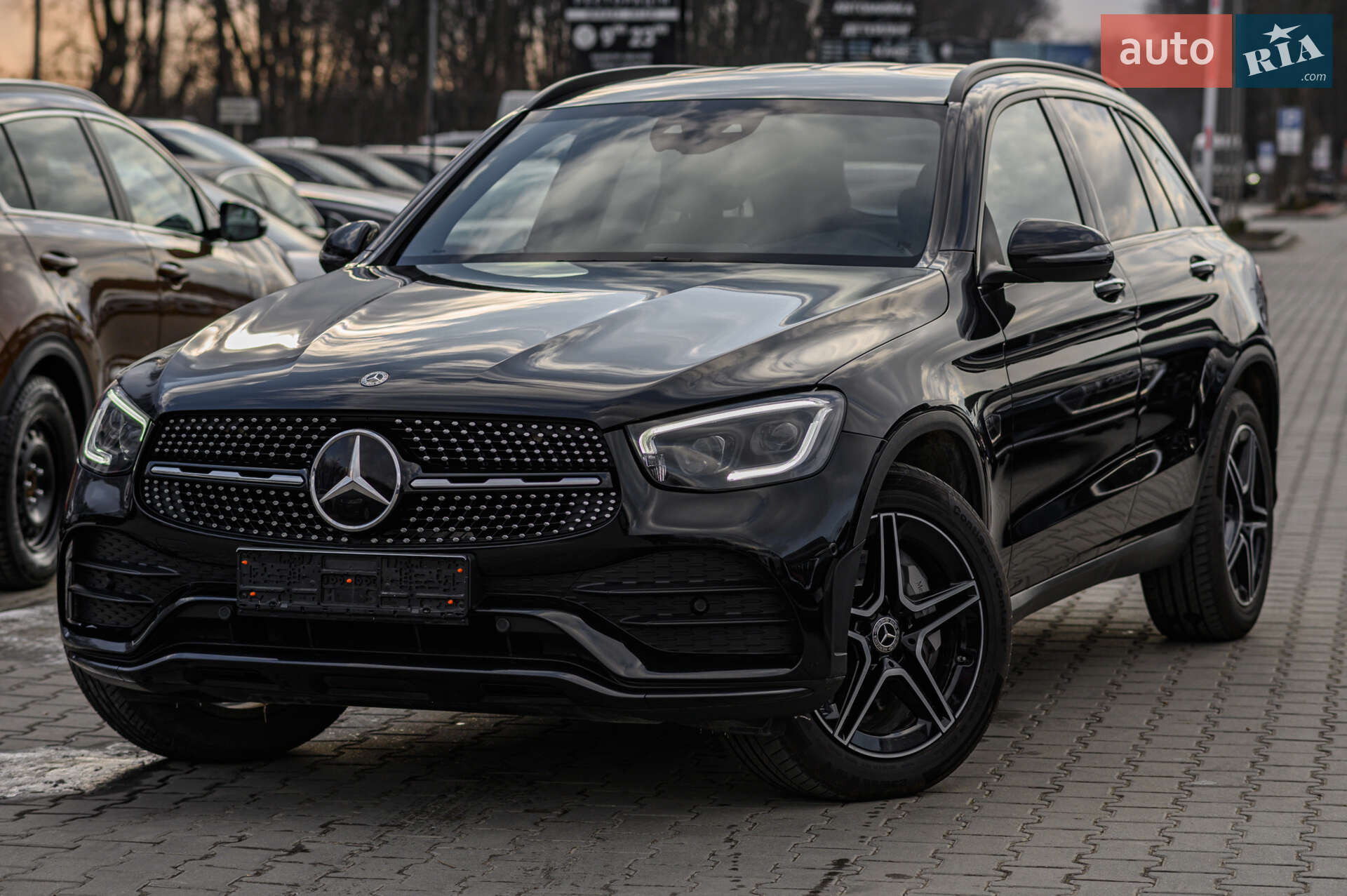 MERCEDES-BENZ GLC 220D 2019