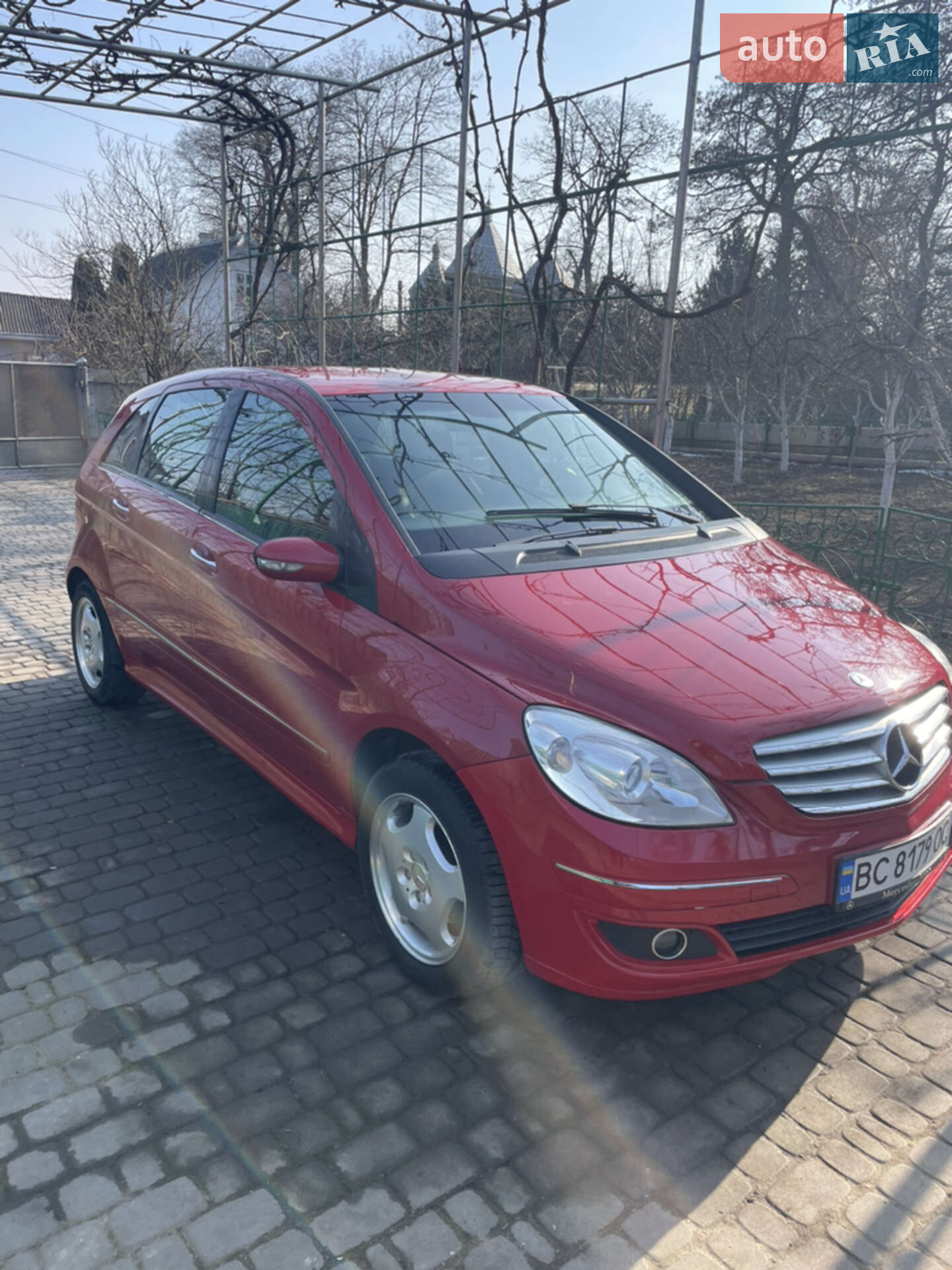 MERCEDES-BENZ B 180 2005