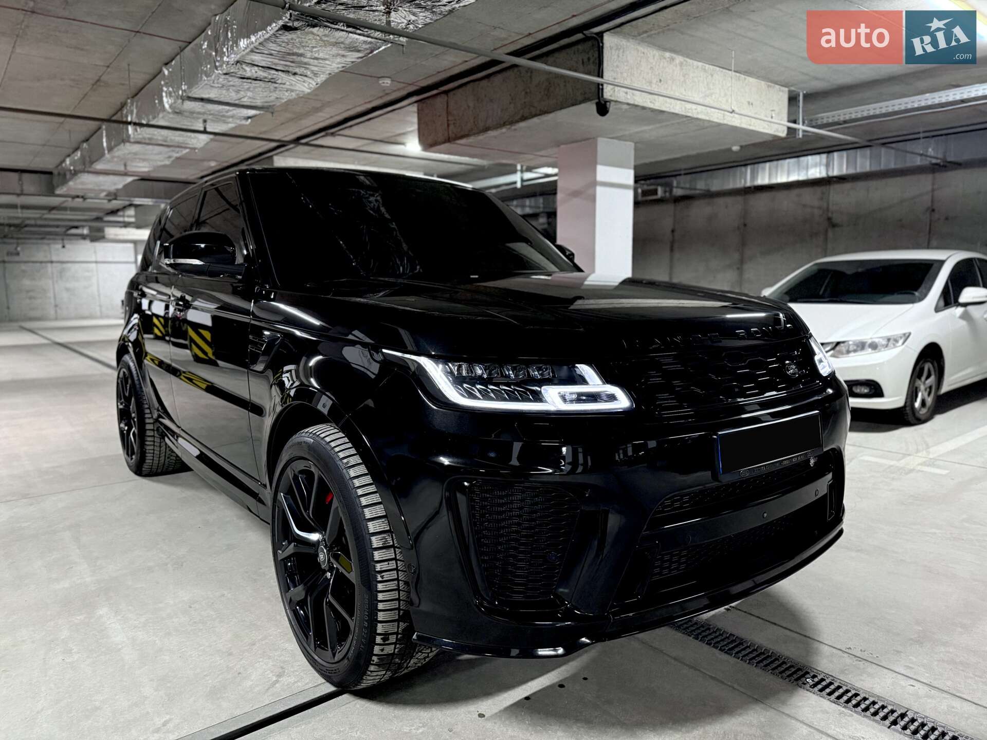 Головне фото звіту автомобіля LAND ROVER RANGE ROVER SPORT 2021