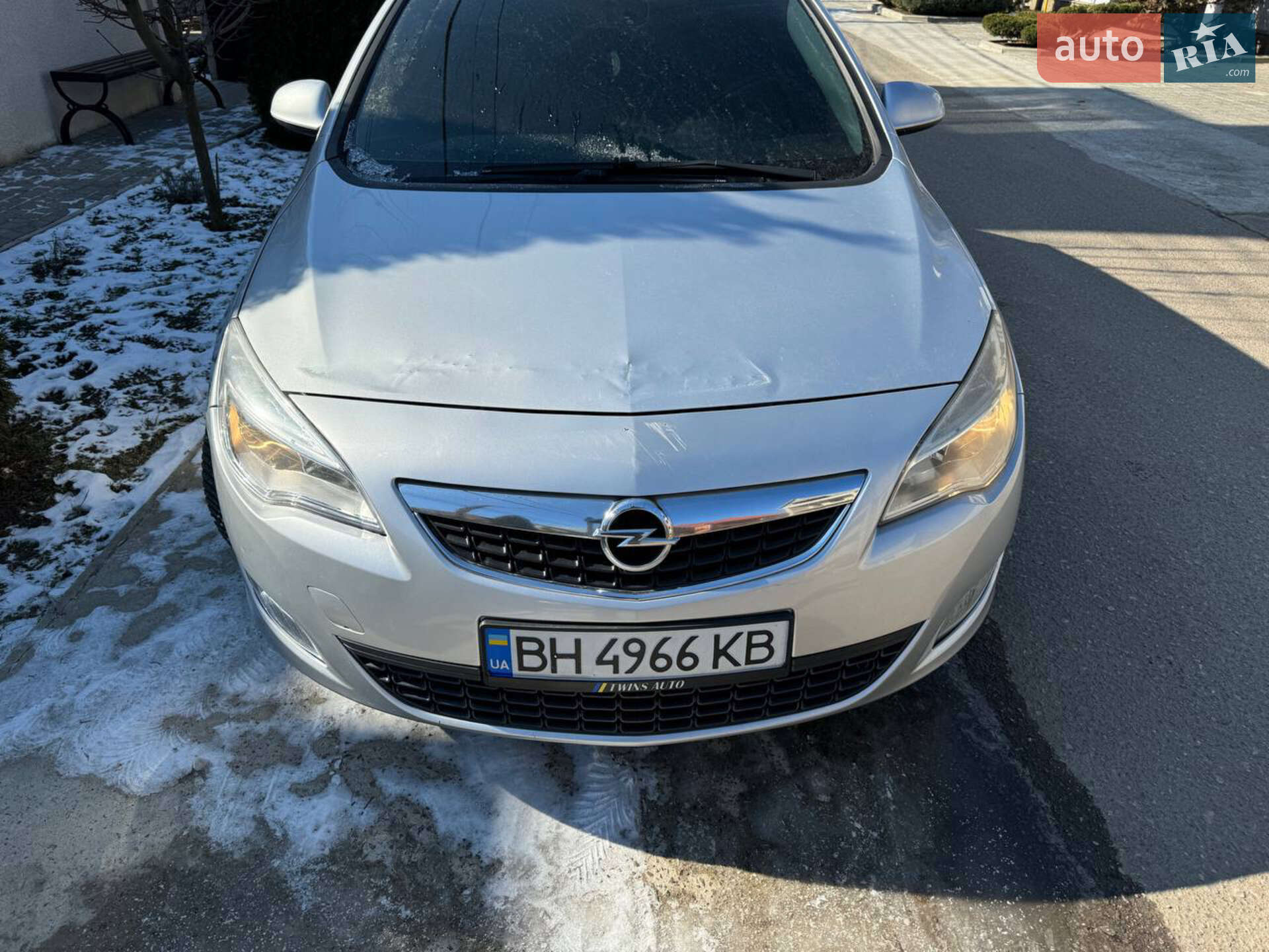 Головне фото звіту автомобіля OPEL ASTRA 2011