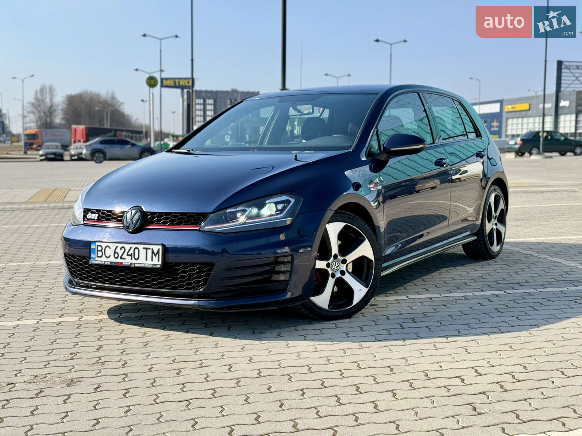 VOLKSWAGEN GOLF GTI 2016