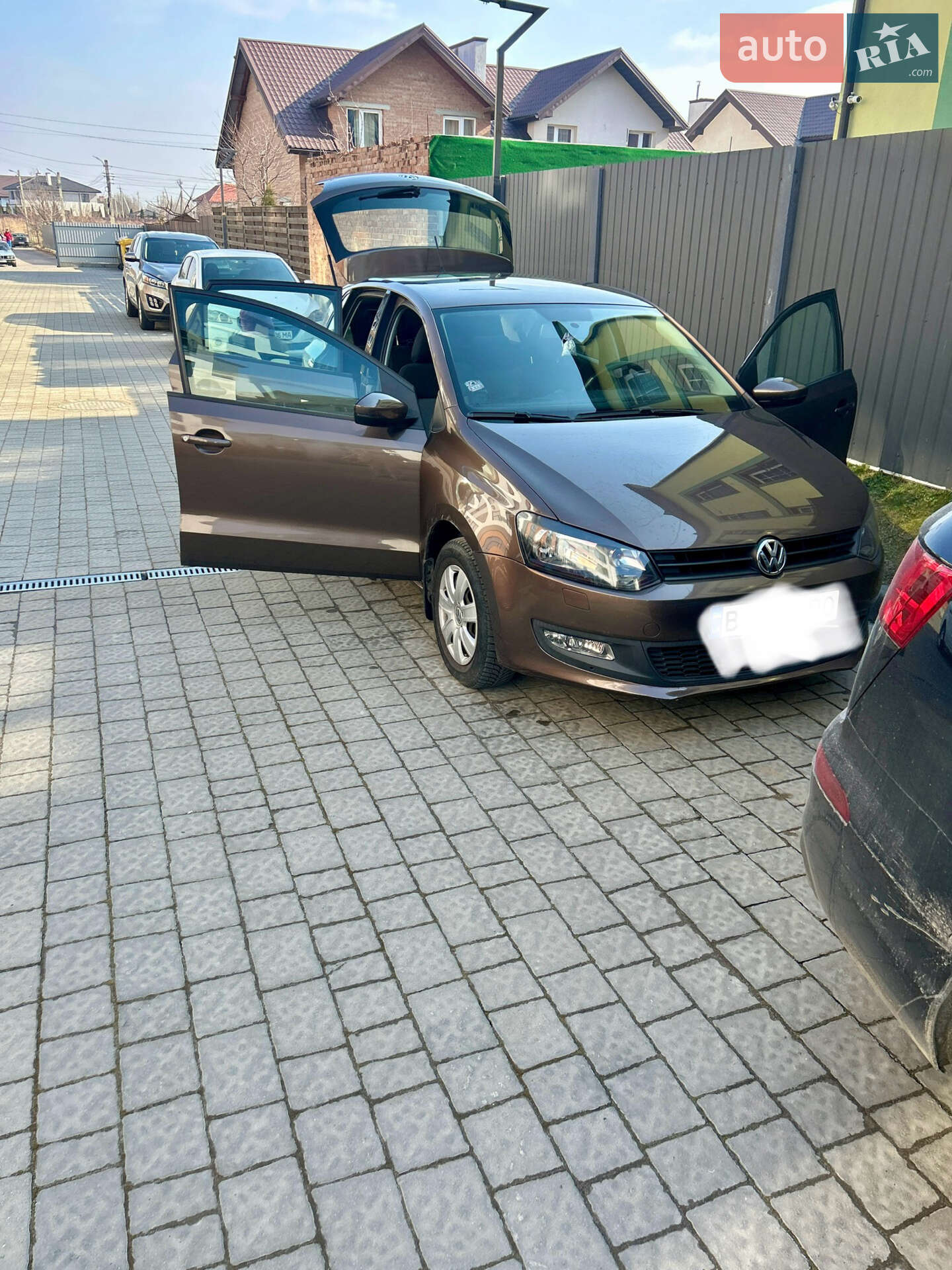 VOLKSWAGEN POLO 2012