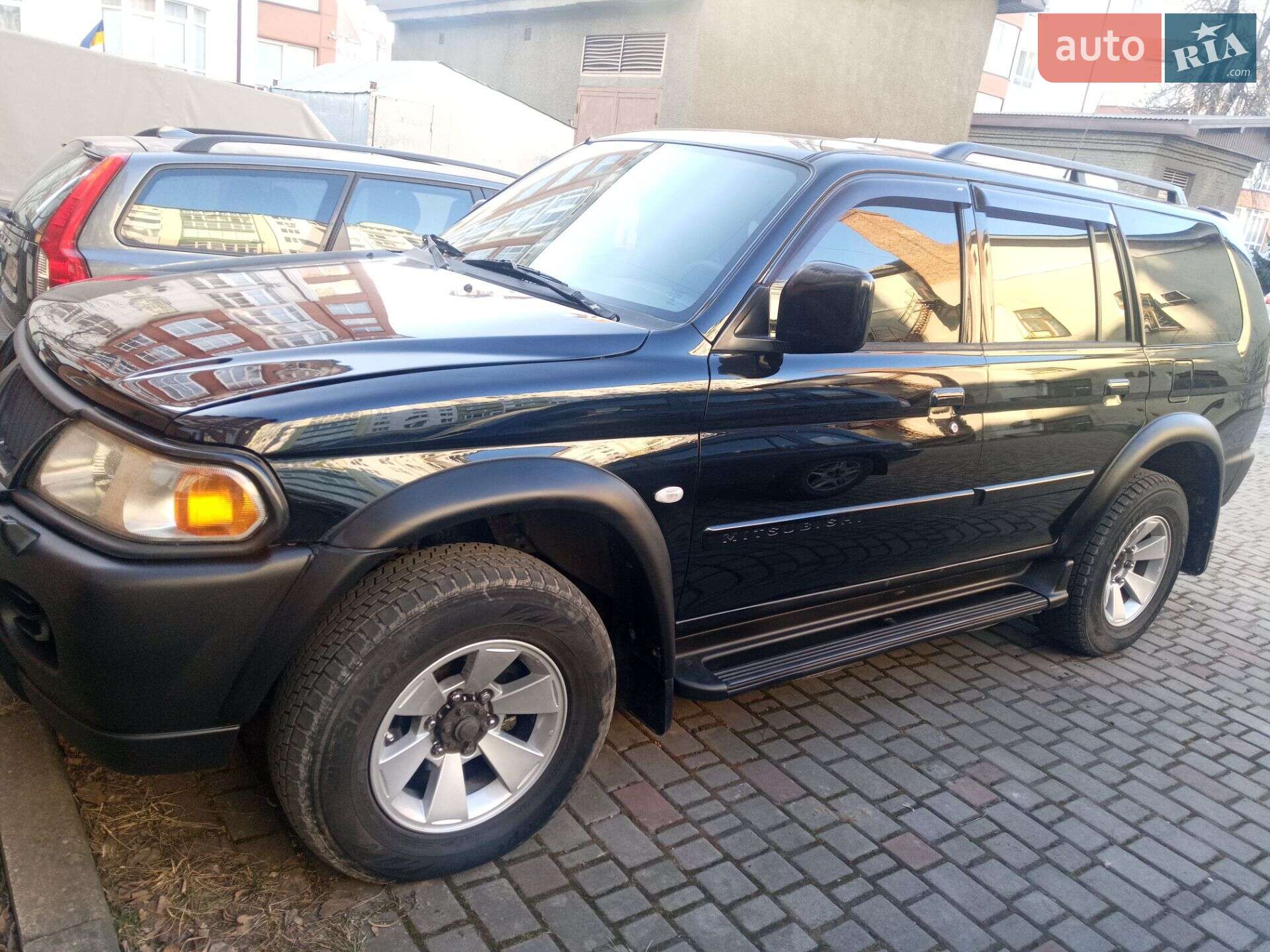 MITSUBISHI PAJERO 2006