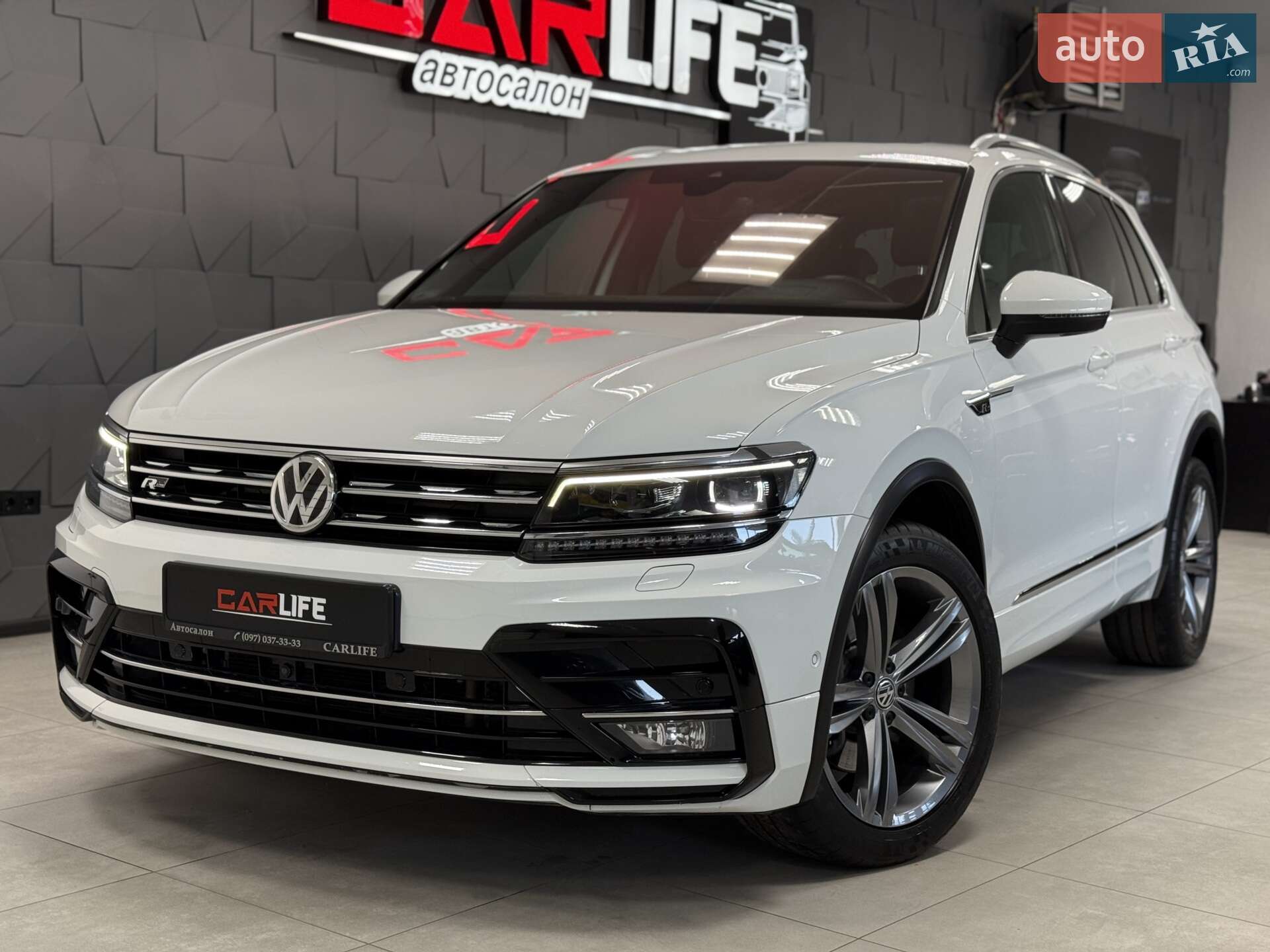 VOLKSWAGEN TIGUAN 2019