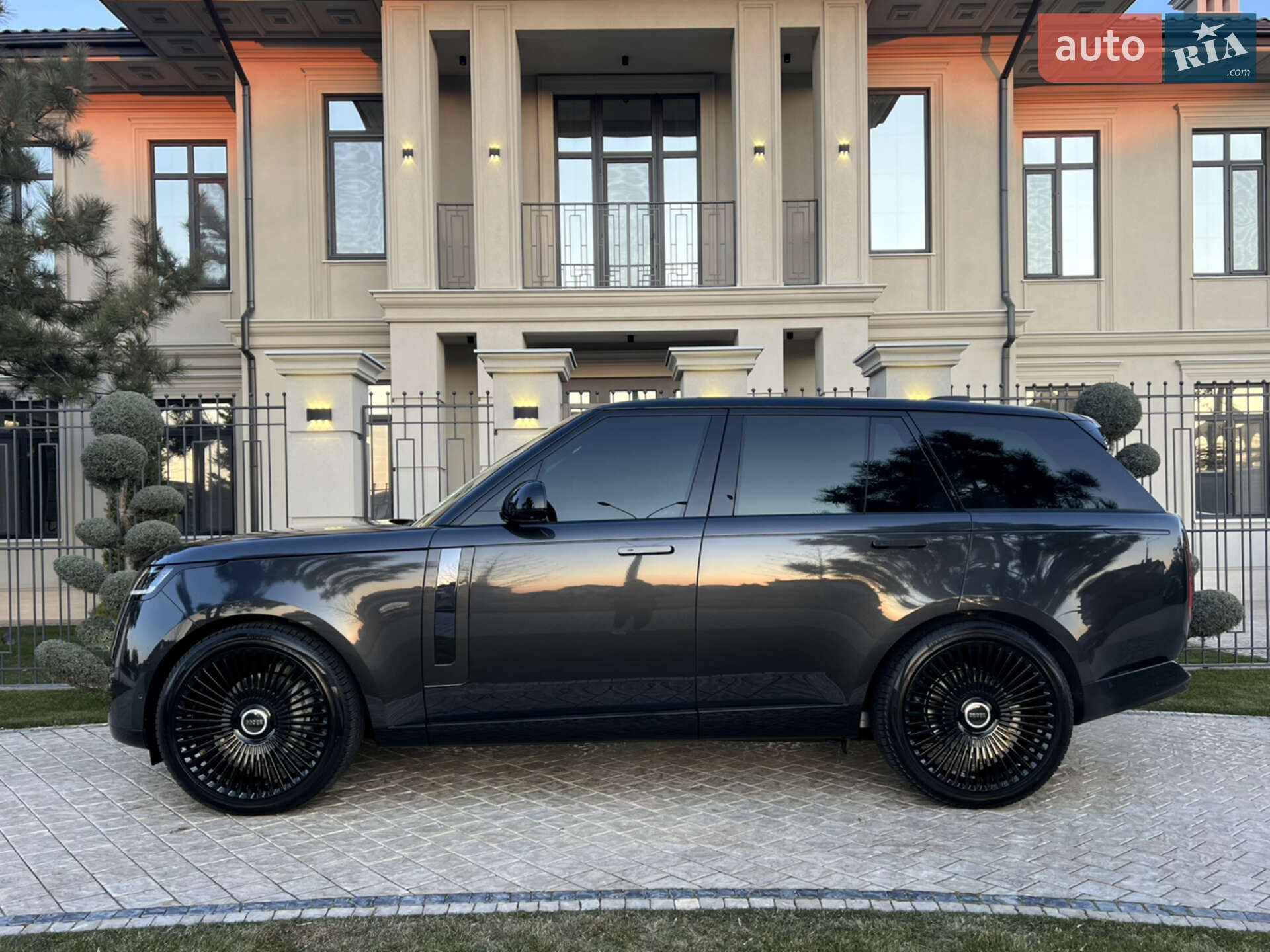 LAND ROVER RANGE ROVER 2023