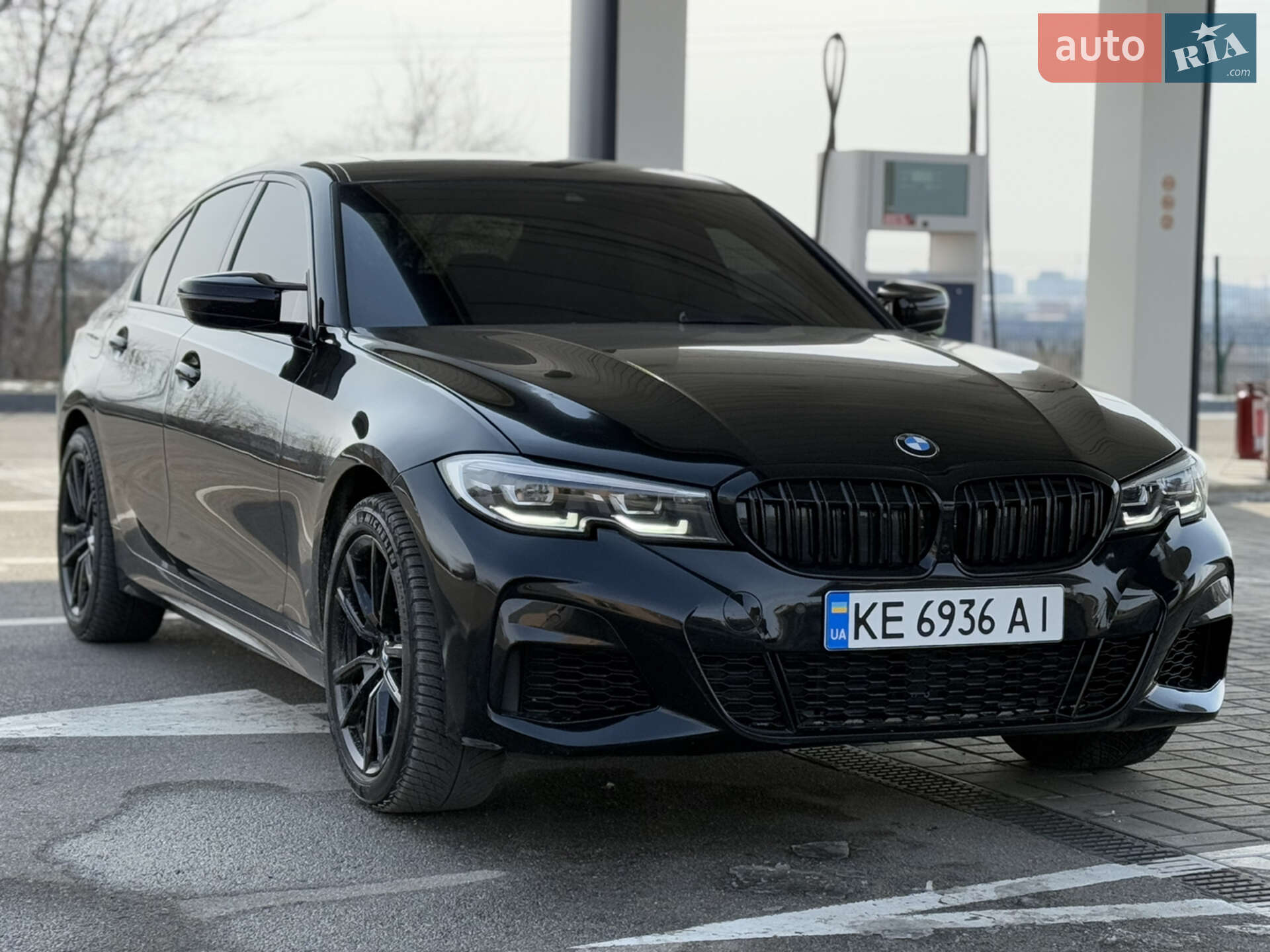 Головне фото звіту автомобіля BMW 330XI 2019