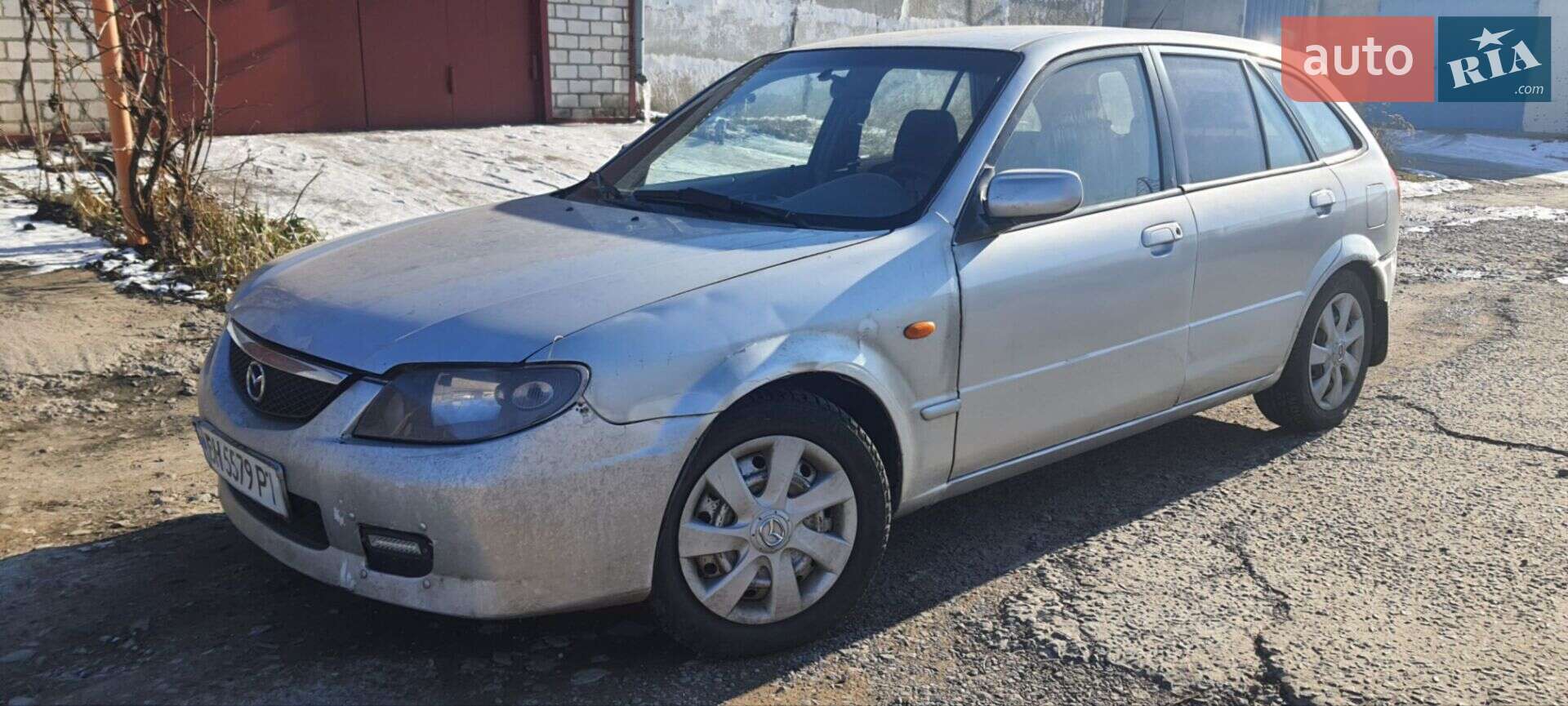 MAZDA 323 1.6 I 2002