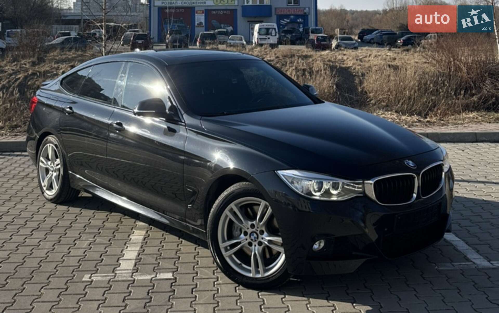 Головне фото звіту автомобіля BMW 335I 2015