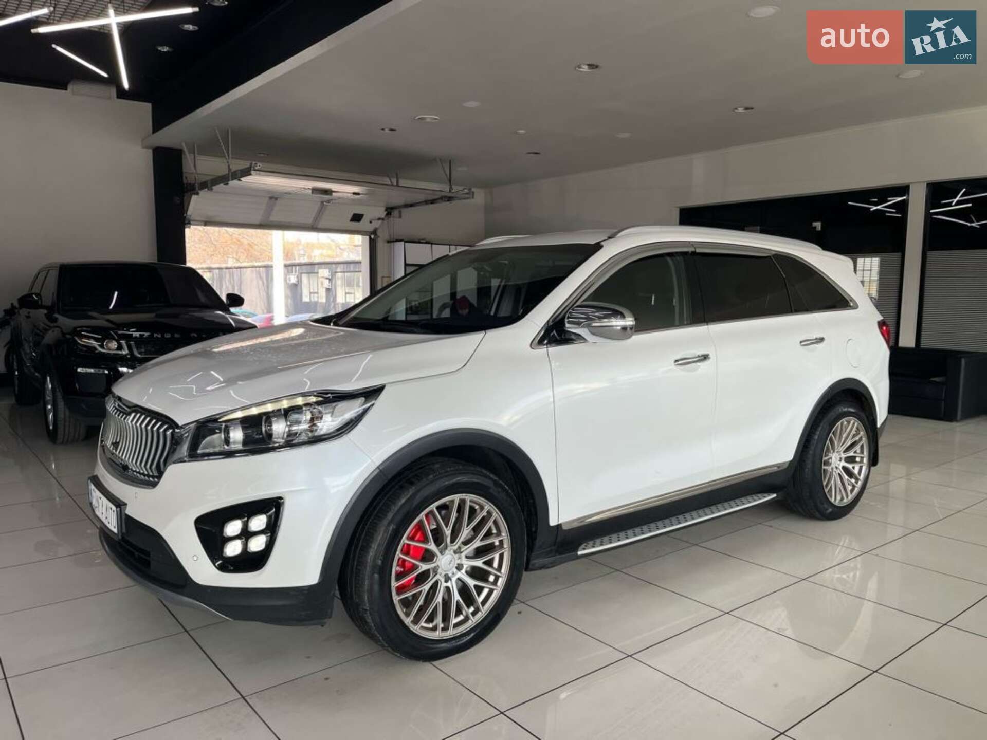 Головне фото звіту автомобіля KIA SORENTO 2015