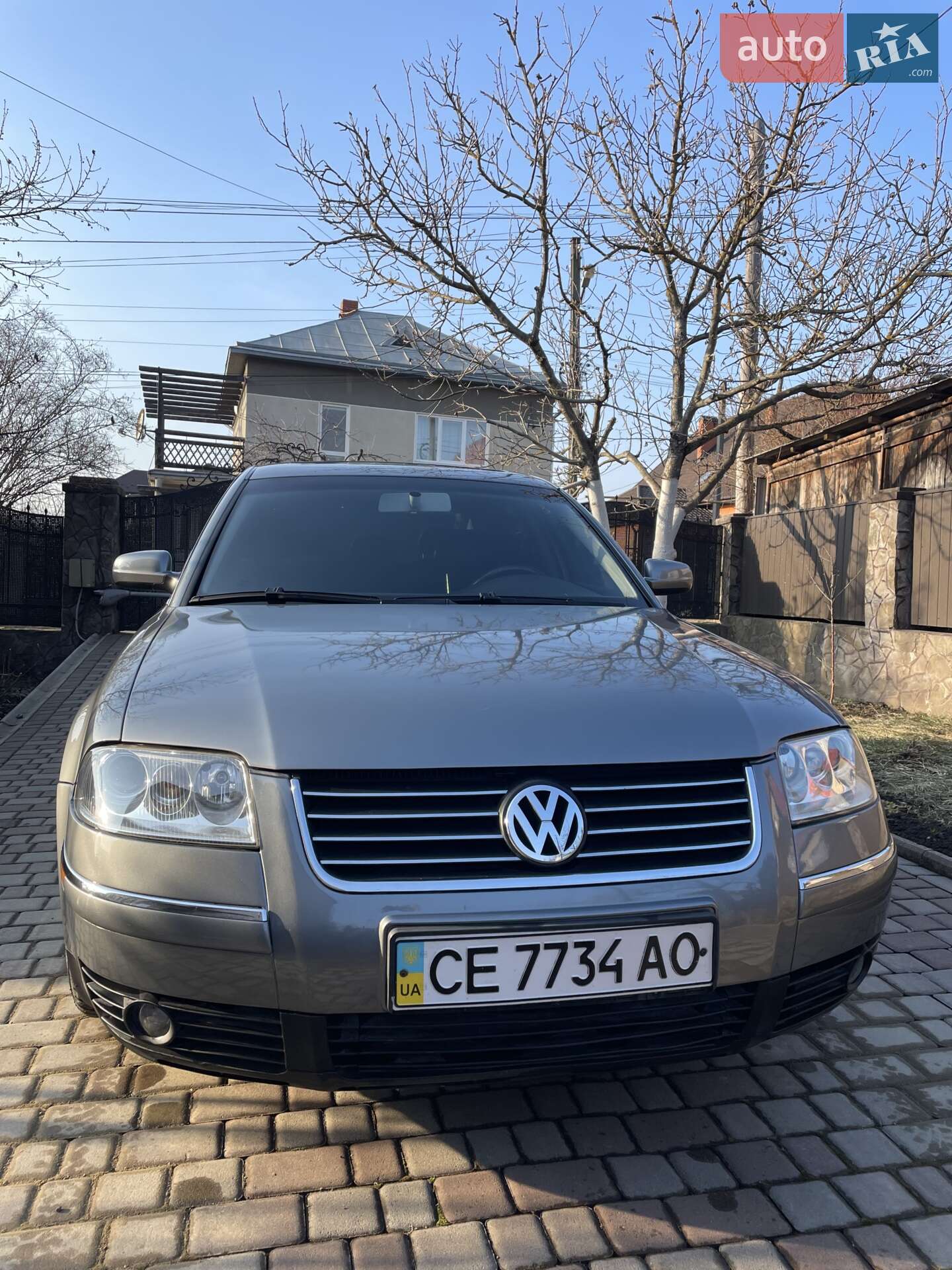 VOLKSWAGEN PASSAT 2004