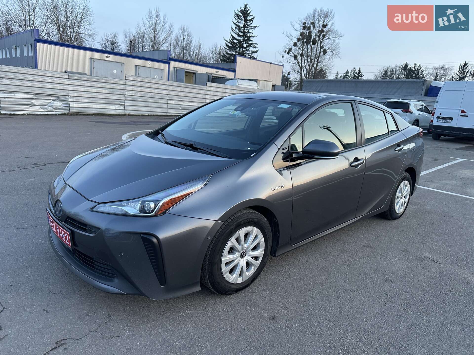TOYOTA PRIUS 2019