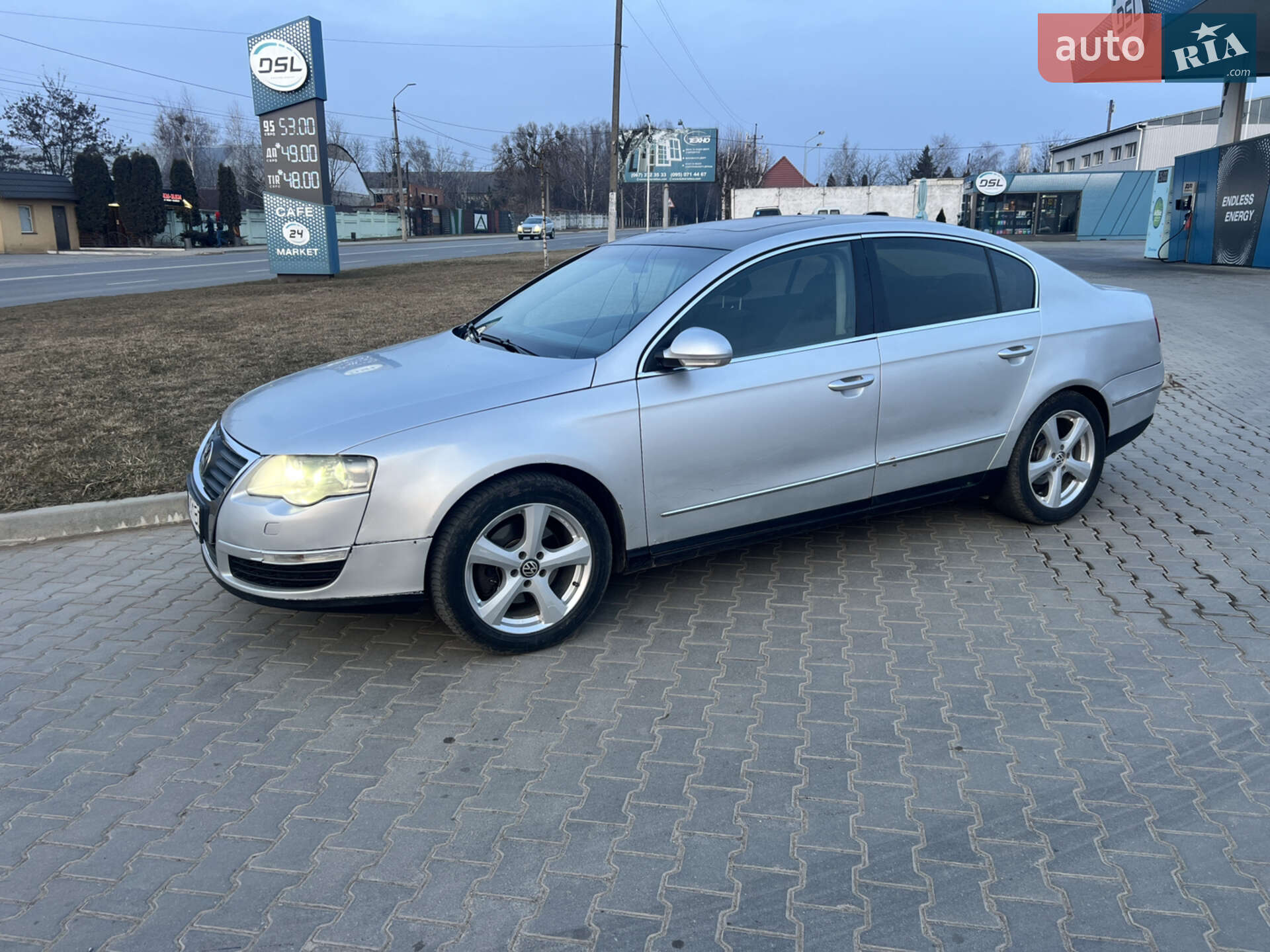 VOLKSWAGEN PASSAT 2005
