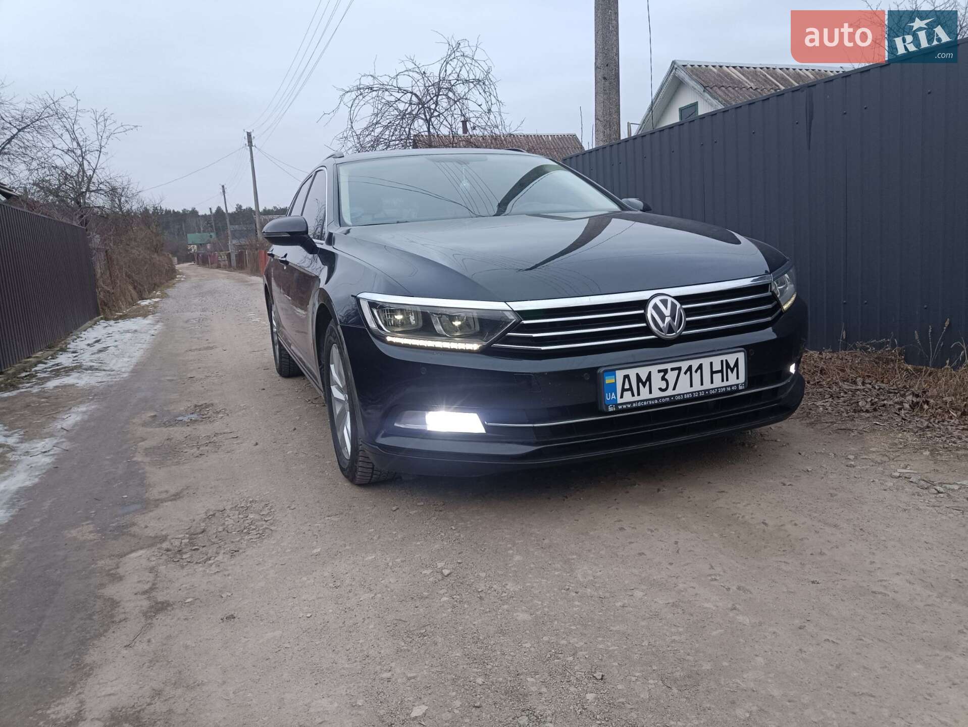 VOLKSWAGEN PASSAT 2016