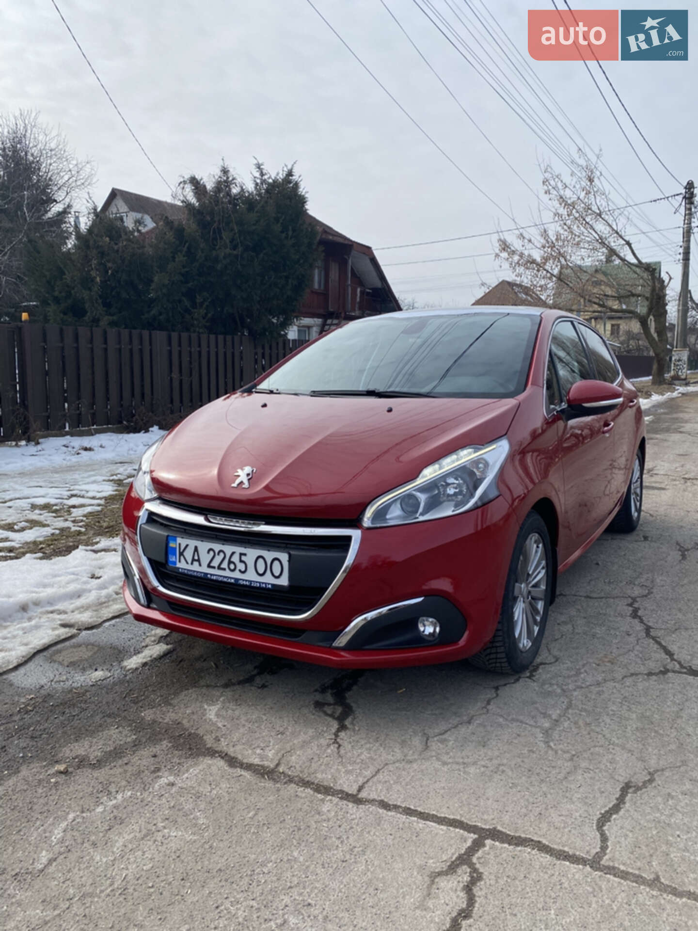 PEUGEOT 208 2017