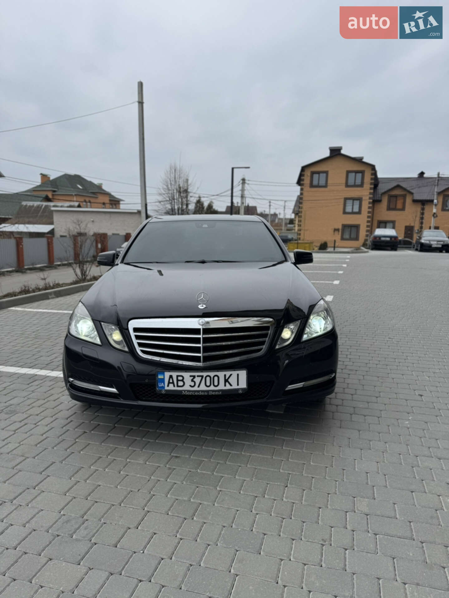 MERCEDES-BENZ E 200 CDI 2012