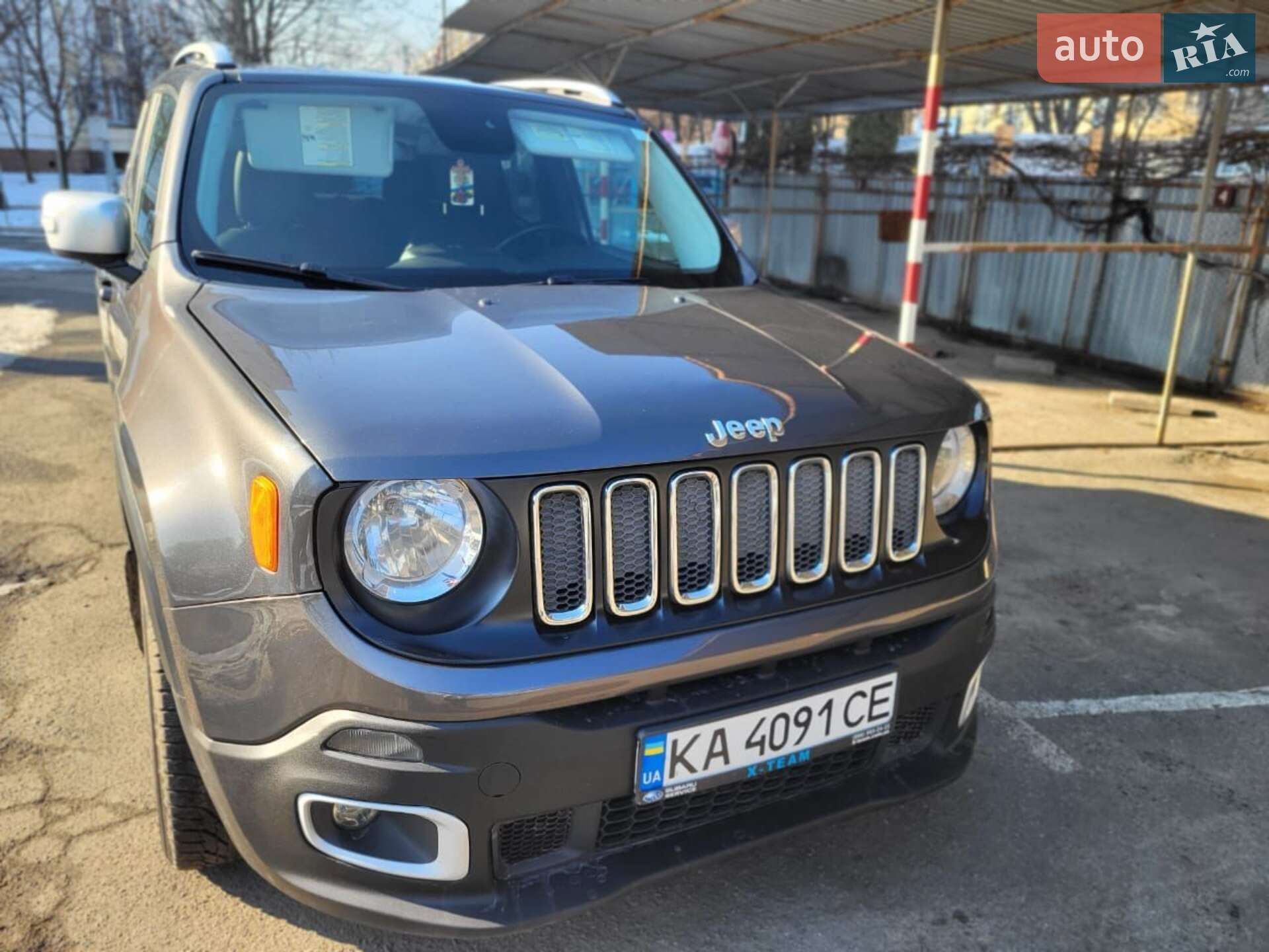 Головне фото звіту автомобіля JEEP RENEGADE 2016
