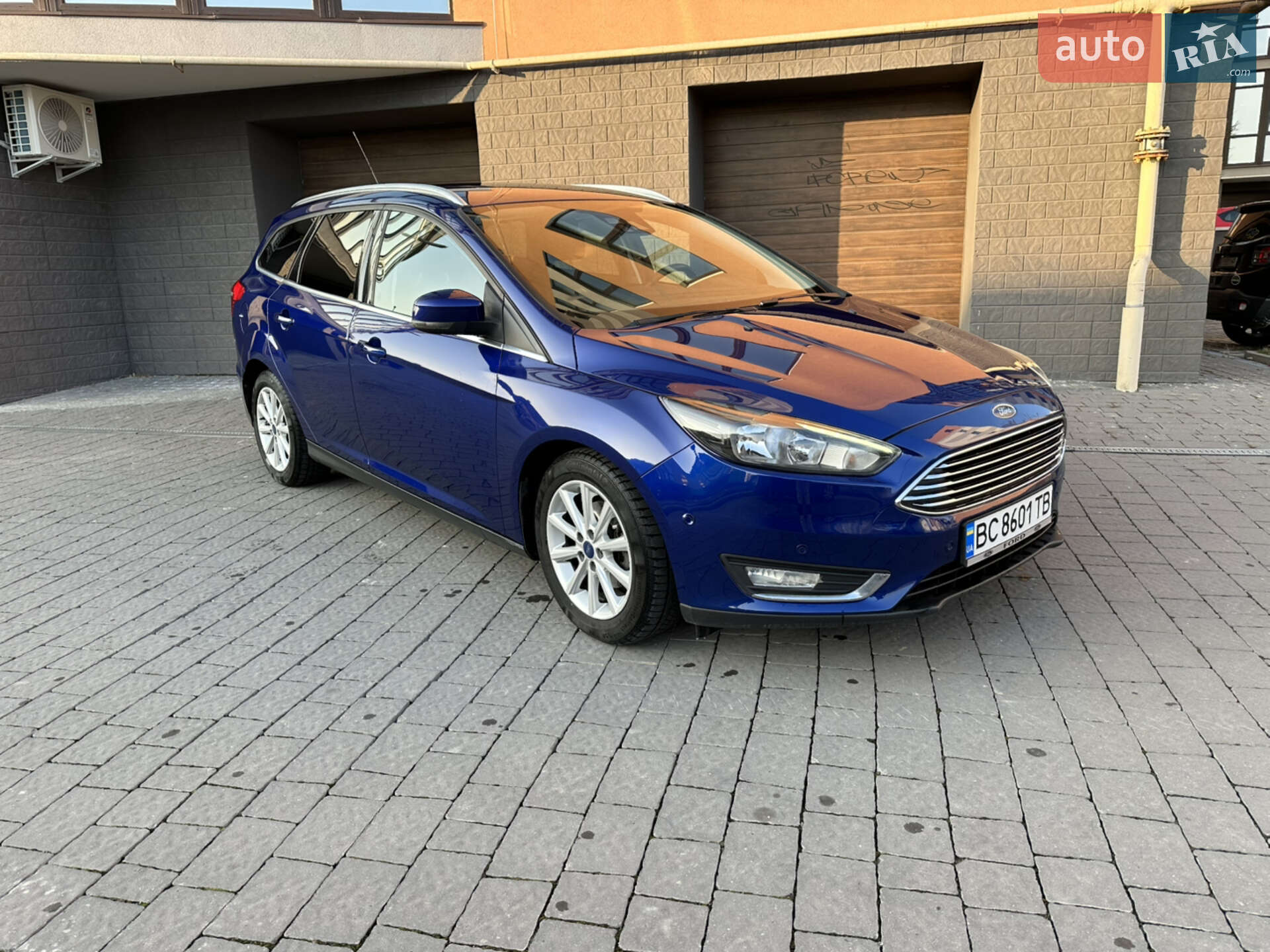 Головне фото звіту автомобіля FORD FOCUS 2016