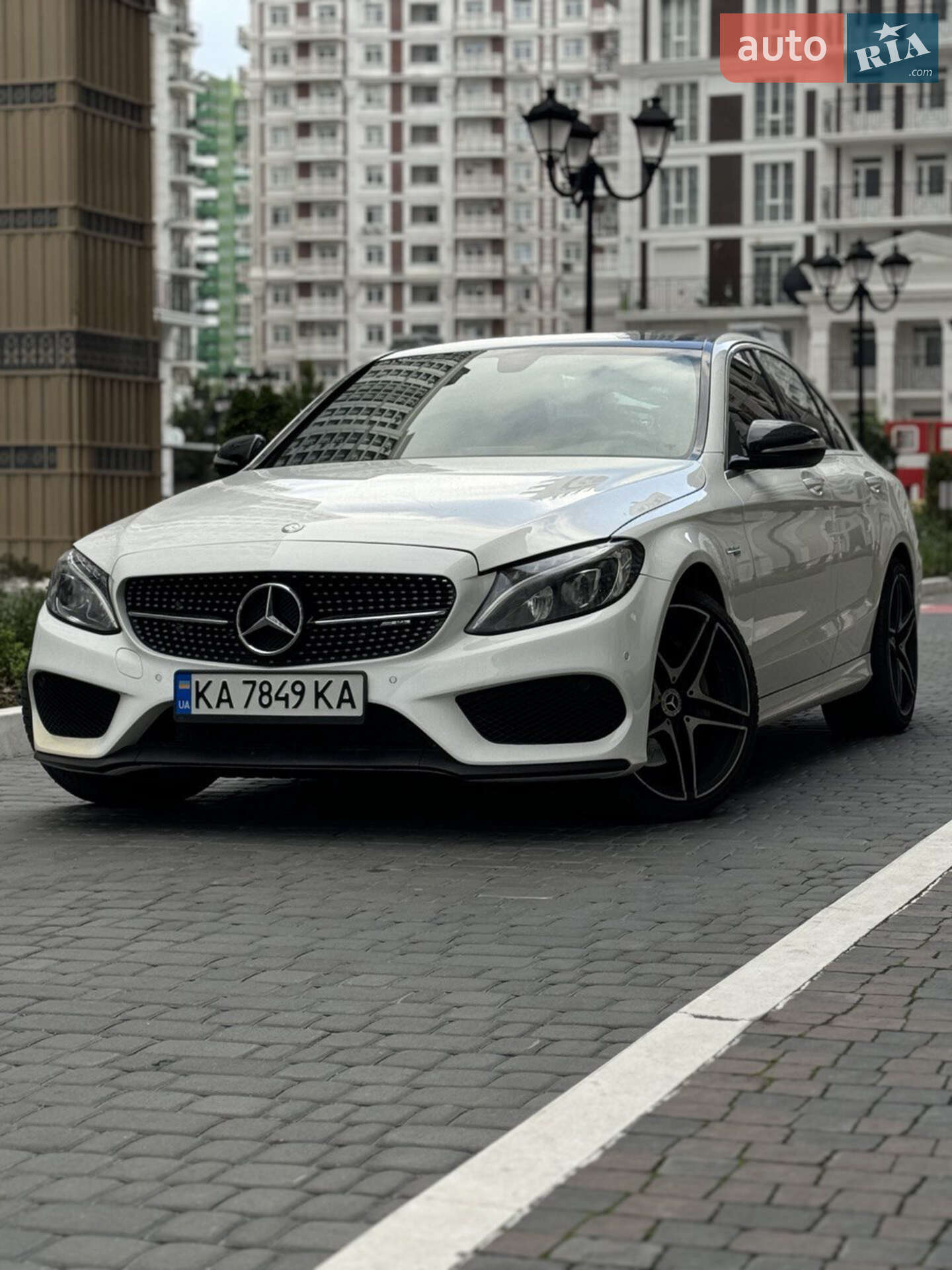 MERCEDES-BENZ C400 2015
